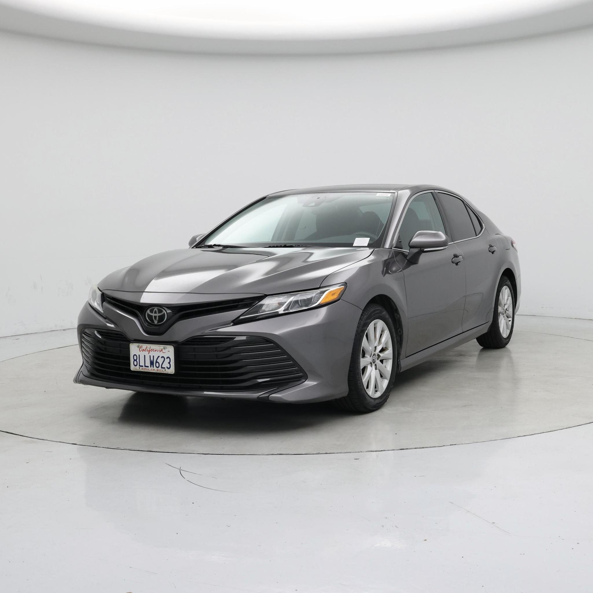 Thumbnail: 2019 Toyota Camry - 4