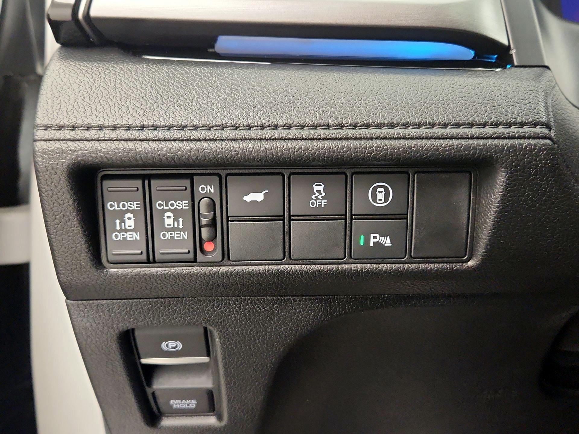 Thumbnail: 2023 Honda Odyssey - 13