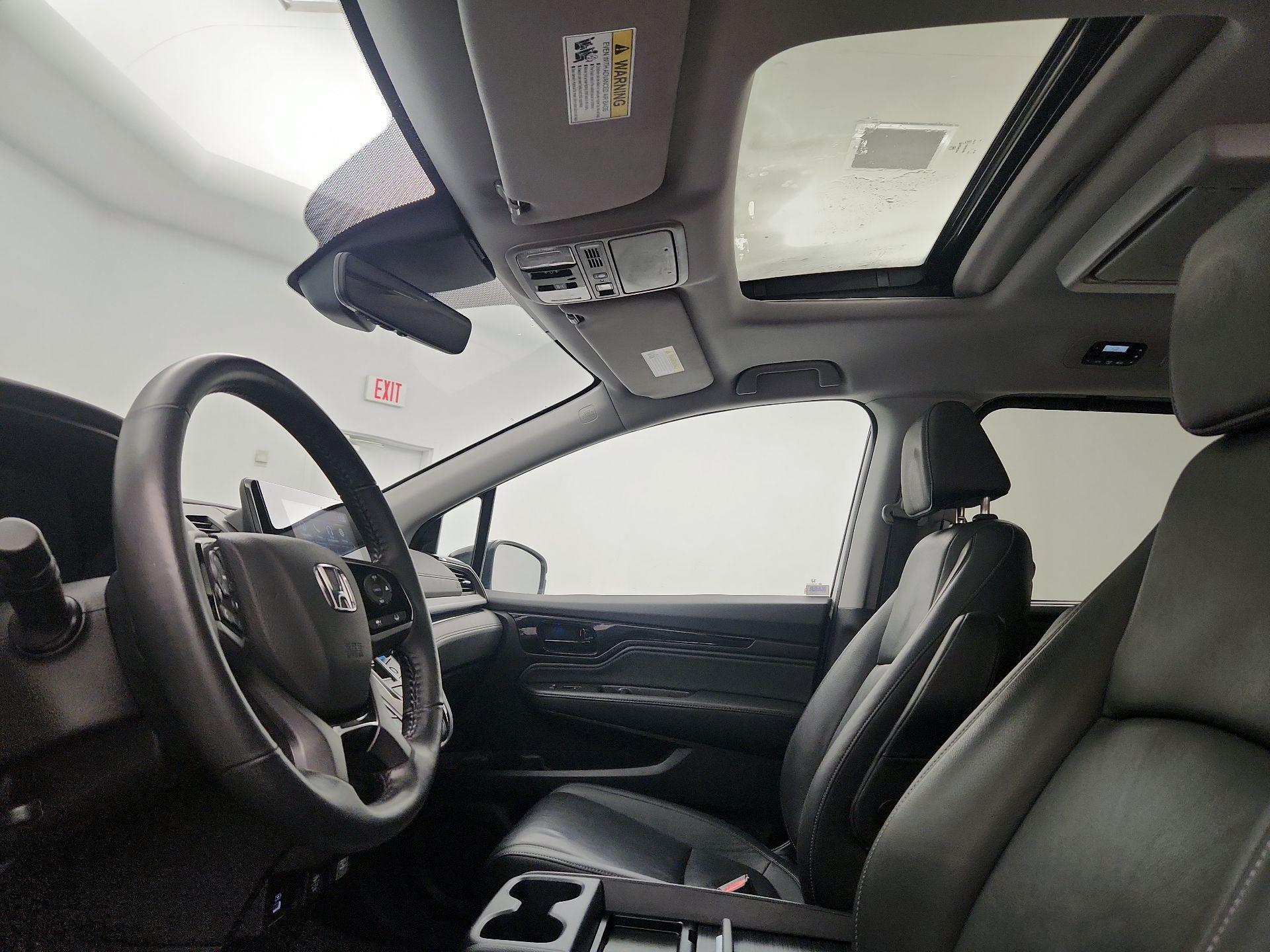 Thumbnail: 2023 Honda Odyssey - 19