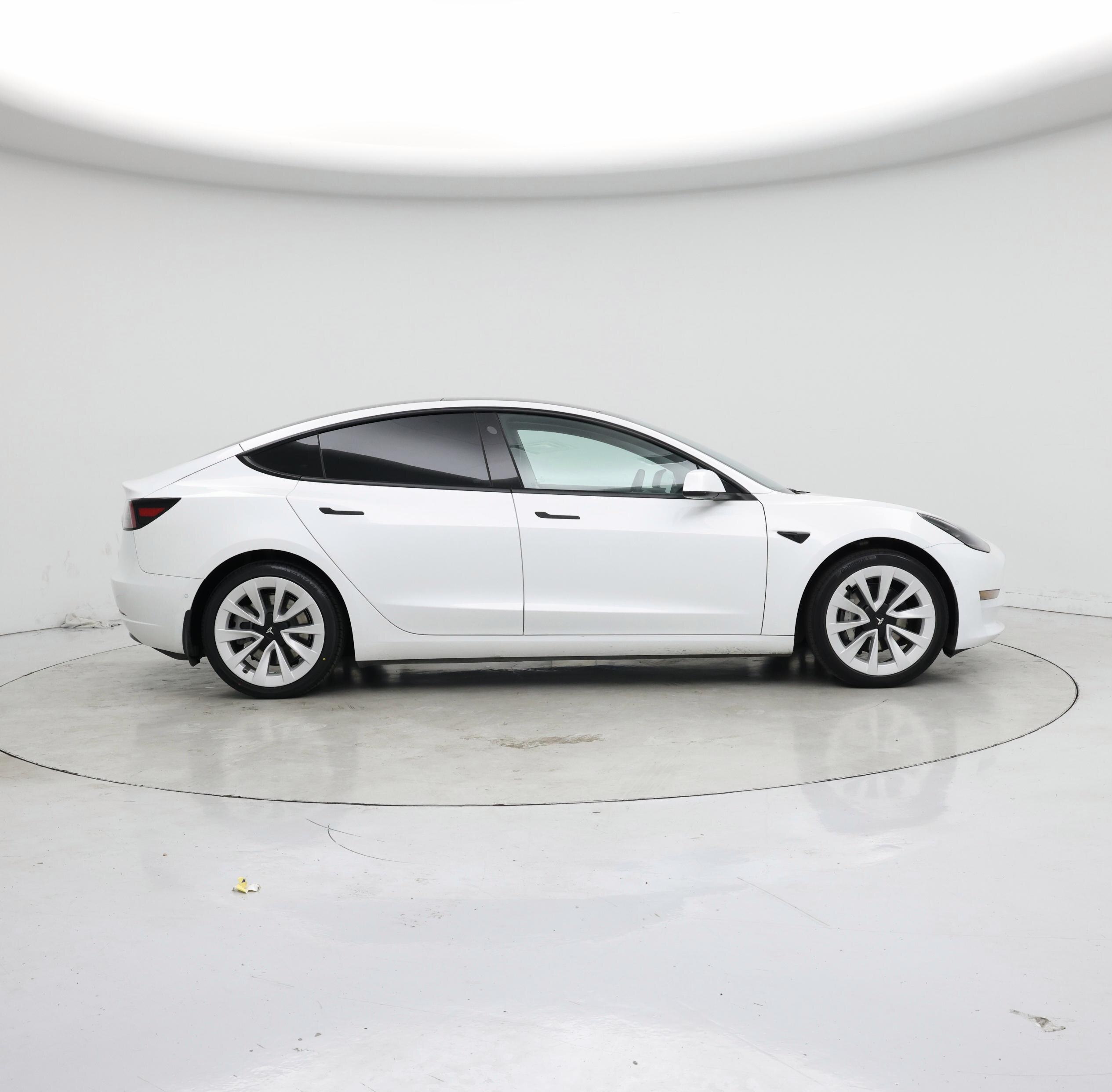 Thumbnail: 2022 Tesla Model 3 - 7