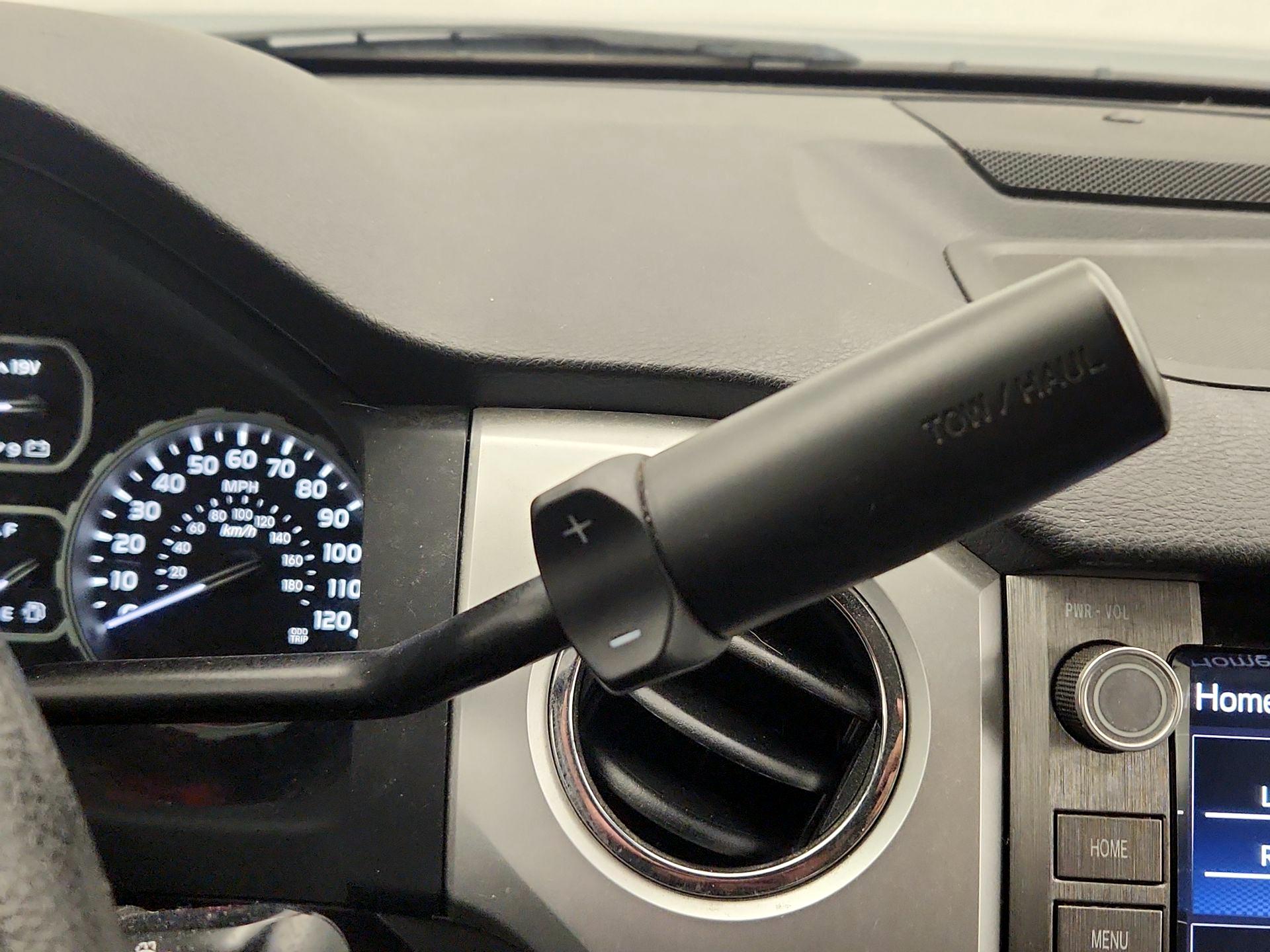 Thumbnail: 2021 Toyota Tundra - 17