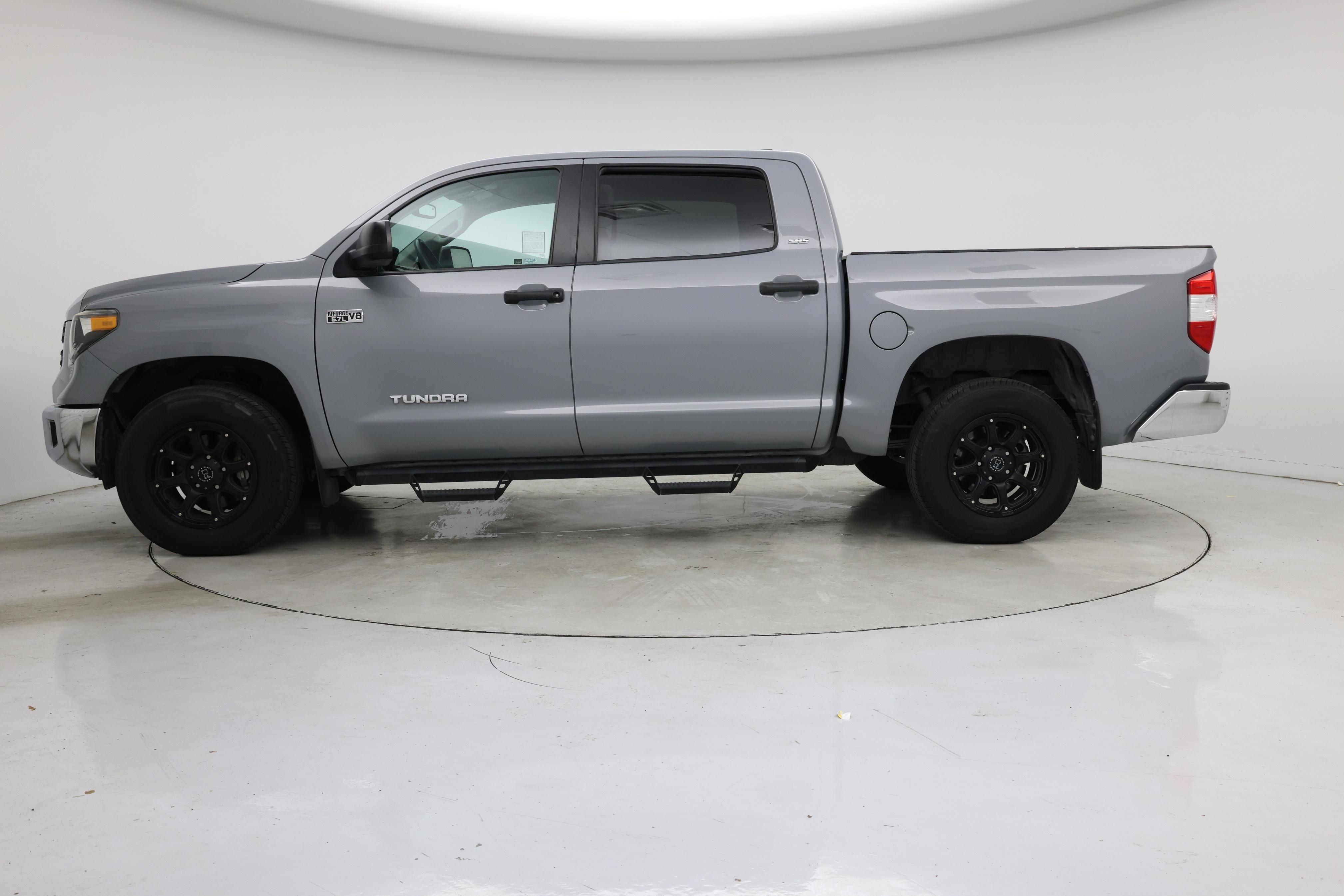 Thumbnail: 2021 Toyota Tundra - 3