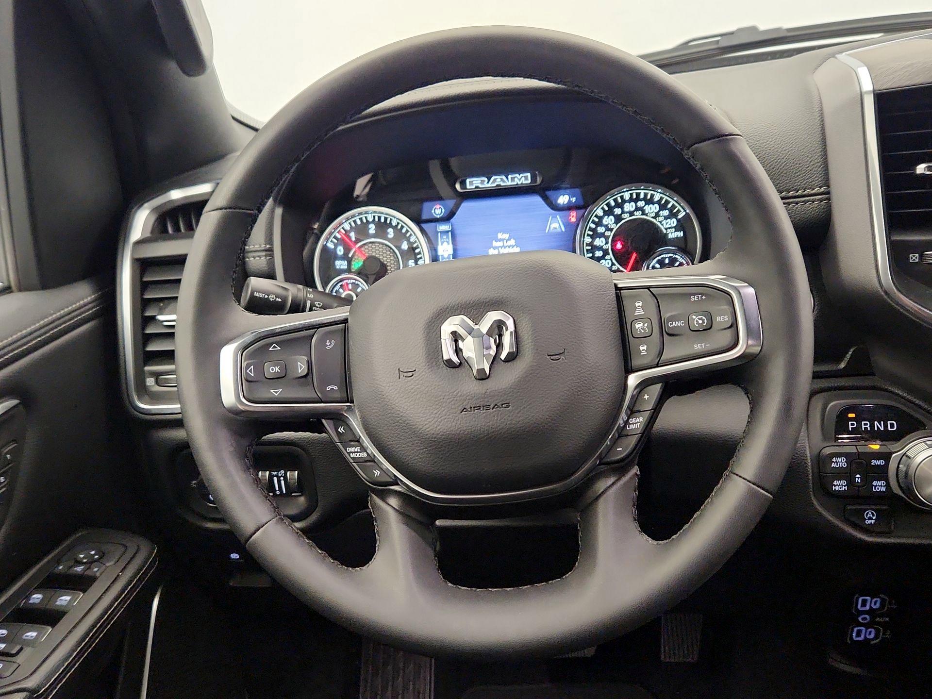 Thumbnail: 2025 RAM 1500 - 10