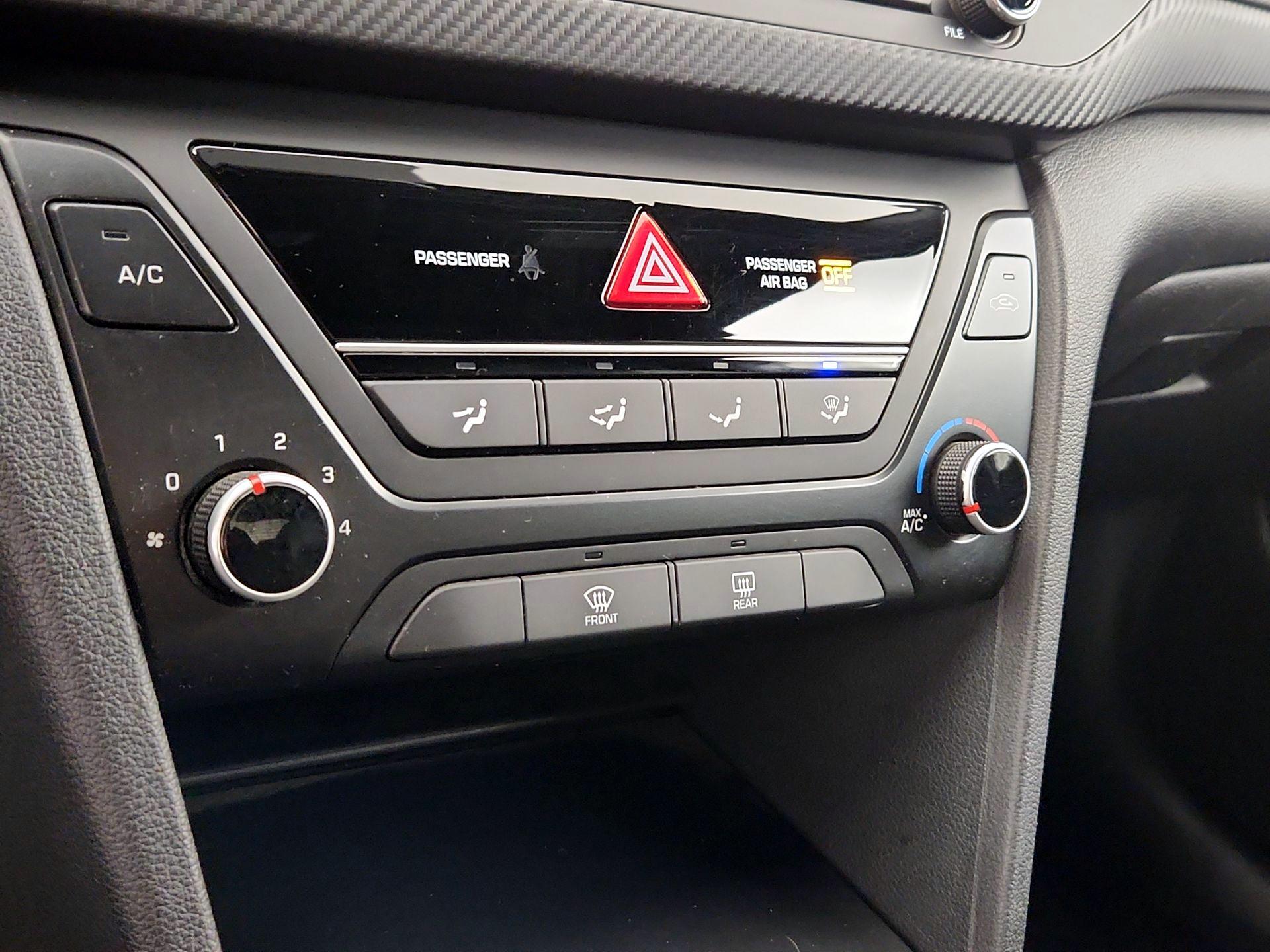 Thumbnail: 2018 Hyundai Elantra - 16