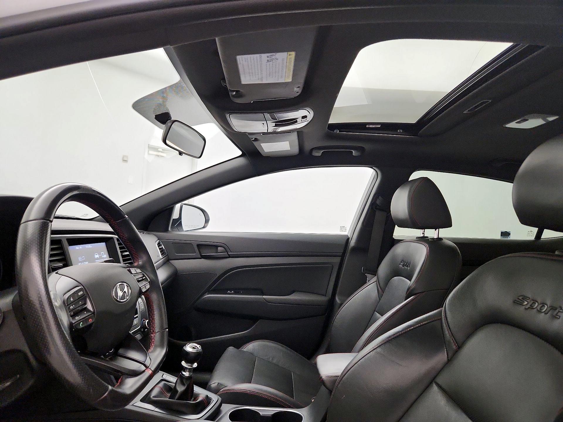 Thumbnail: 2018 Hyundai Elantra - 18