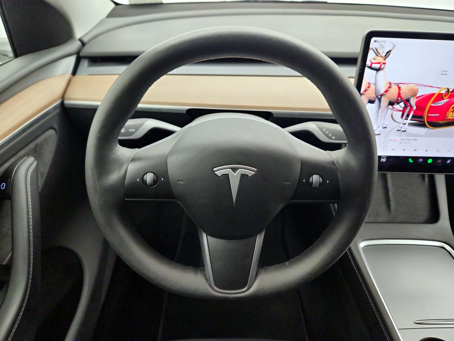 Thumbnail: 2023 Tesla Model Y - 10