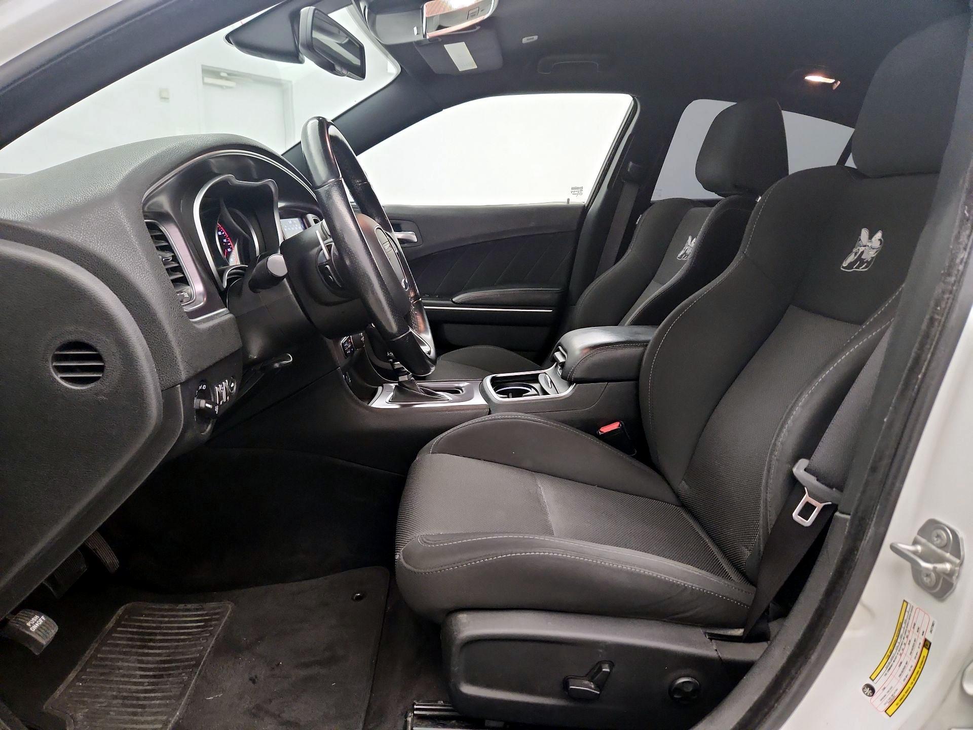 Thumbnail: 2018 Dodge Charger - 11