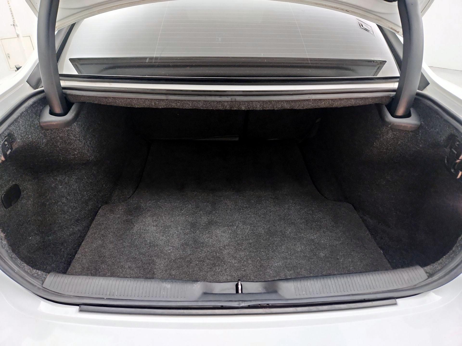 Thumbnail: 2018 Dodge Charger - 19