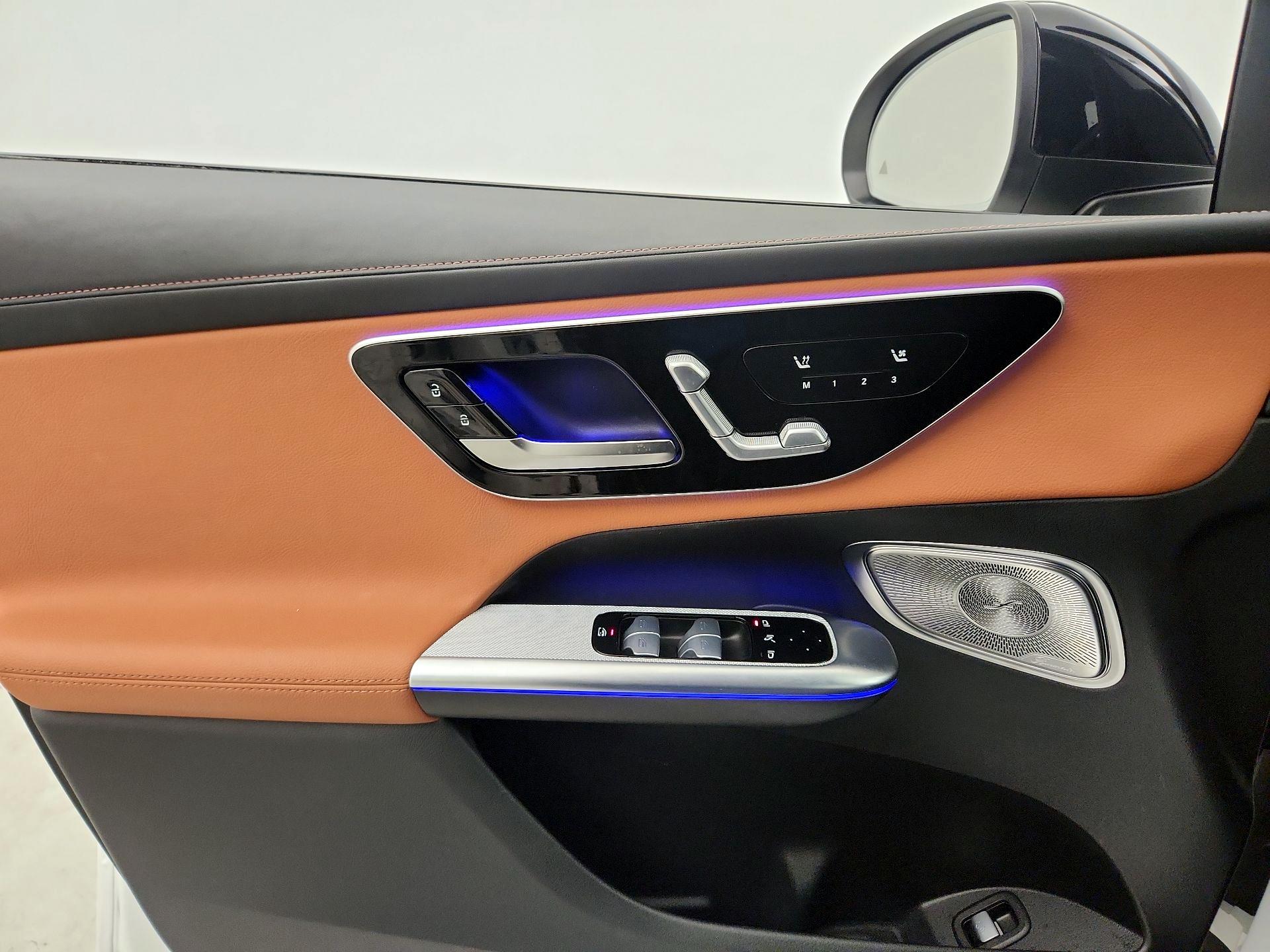 Thumbnail: 2023 Mercedes-Benz GLC - 12