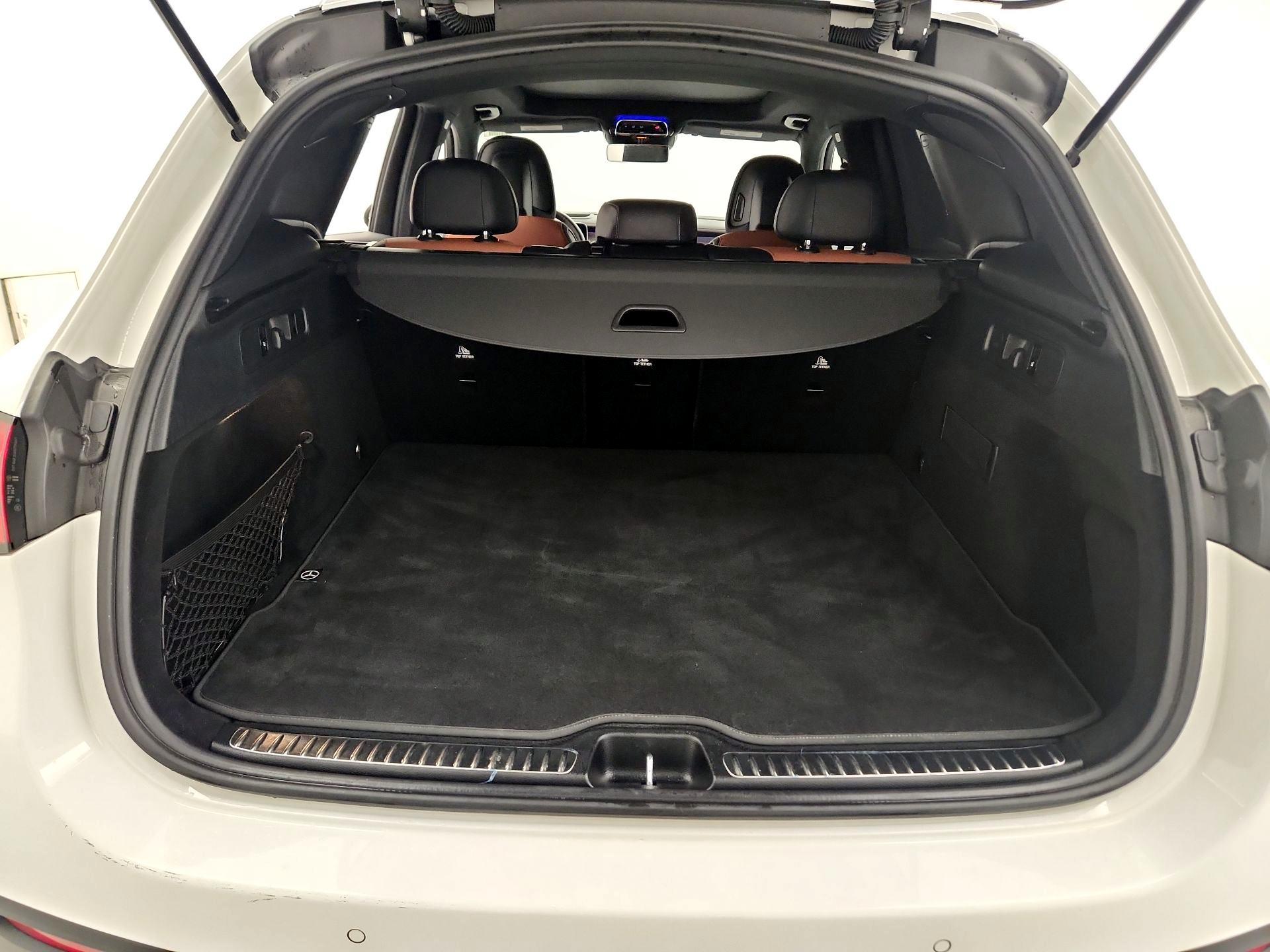 Thumbnail: 2023 Mercedes-Benz GLC - 20