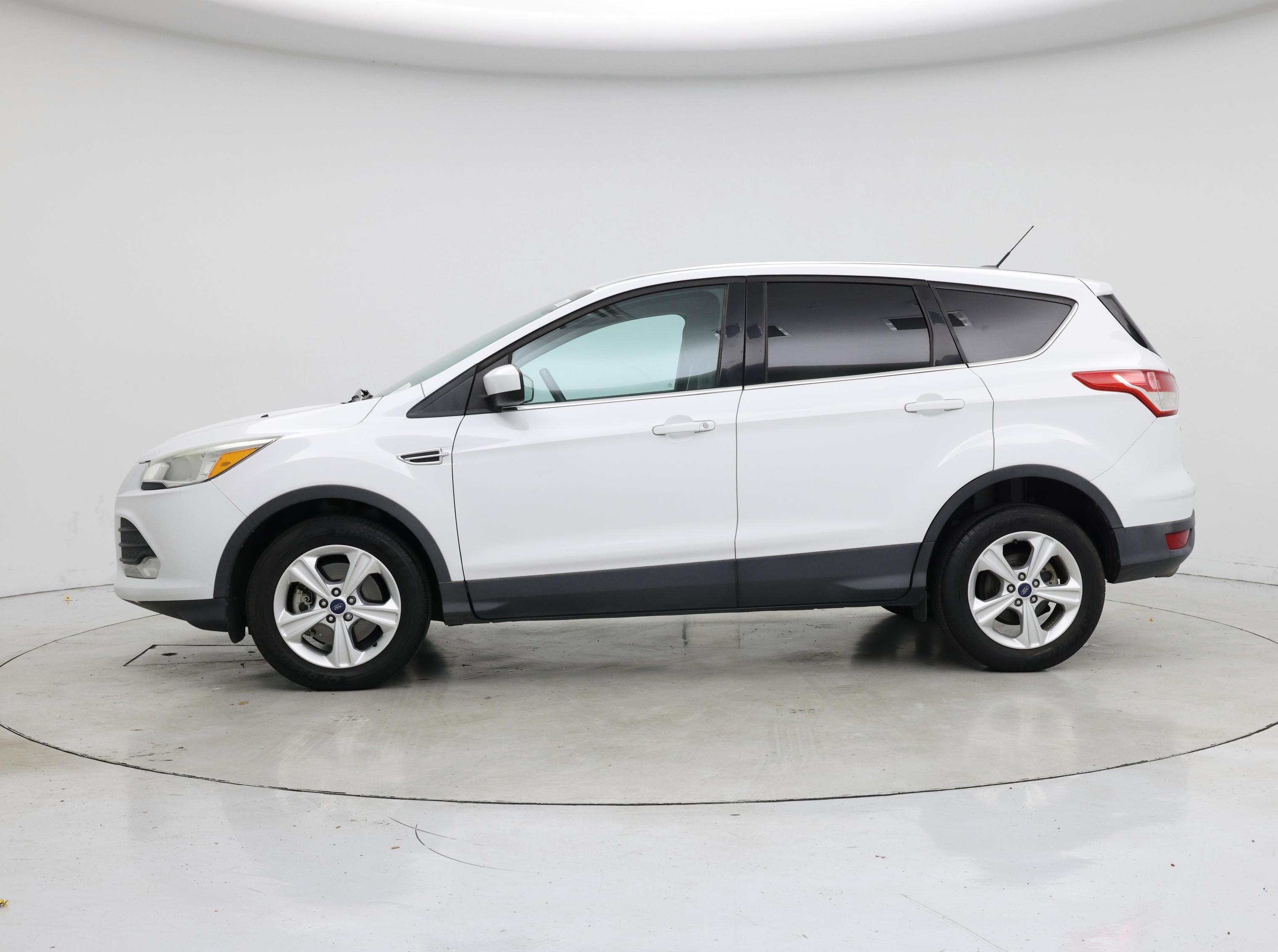 Thumbnail: 2015 Ford Escape - 3