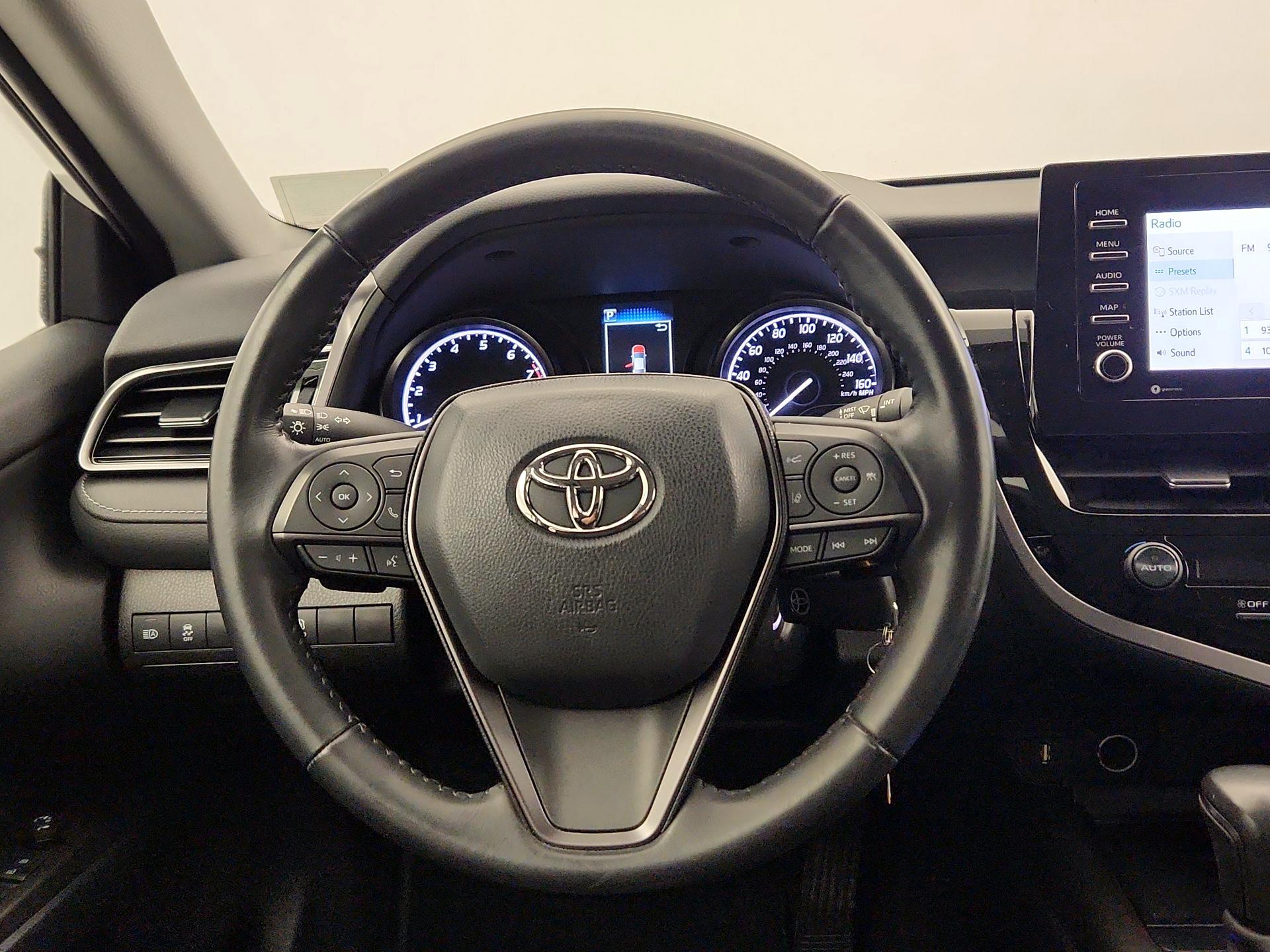 Thumbnail: 2021 Toyota Camry - 10