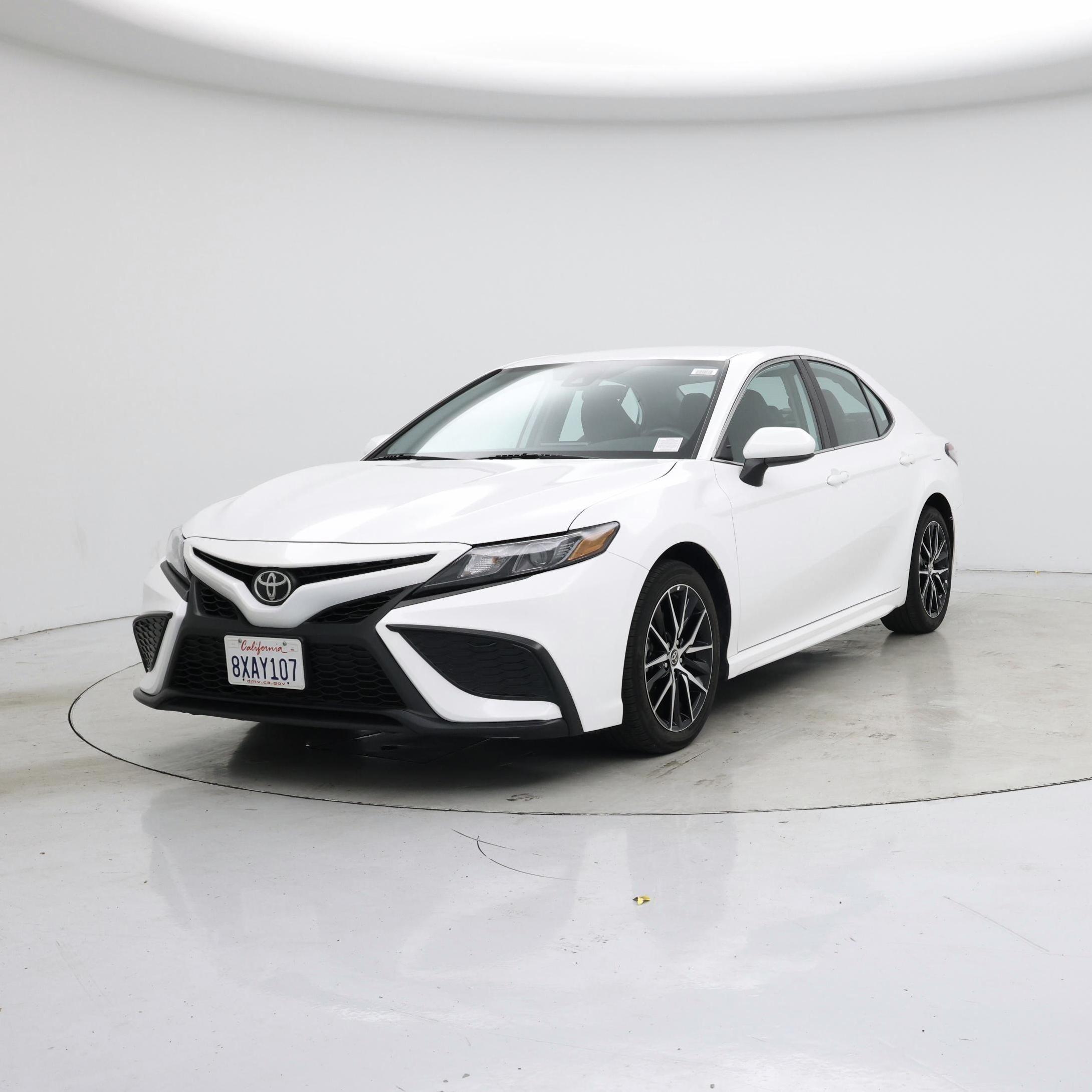 Thumbnail: 2021 Toyota Camry - 4