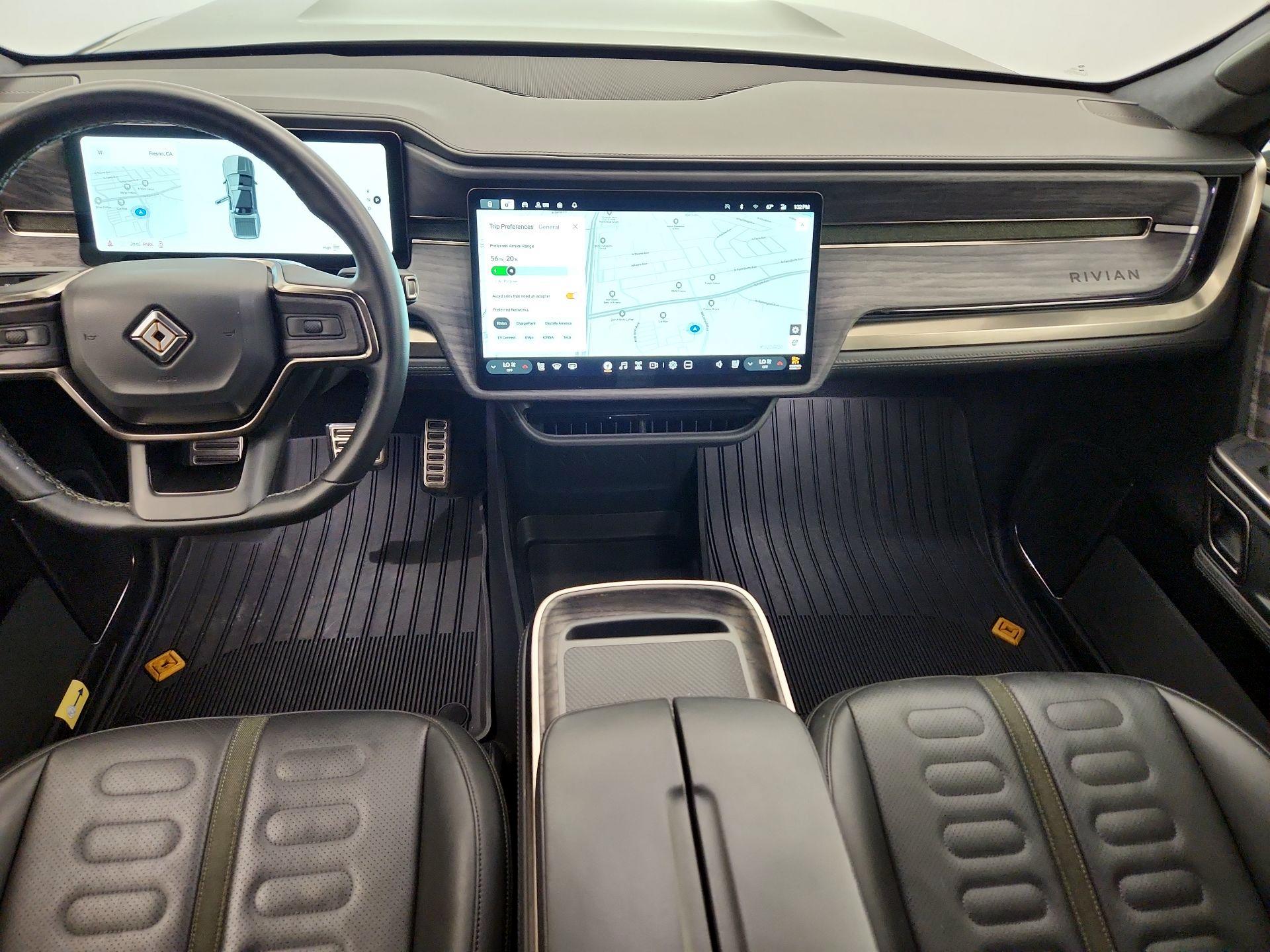 Thumbnail: 2022 Rivian R1T - 9