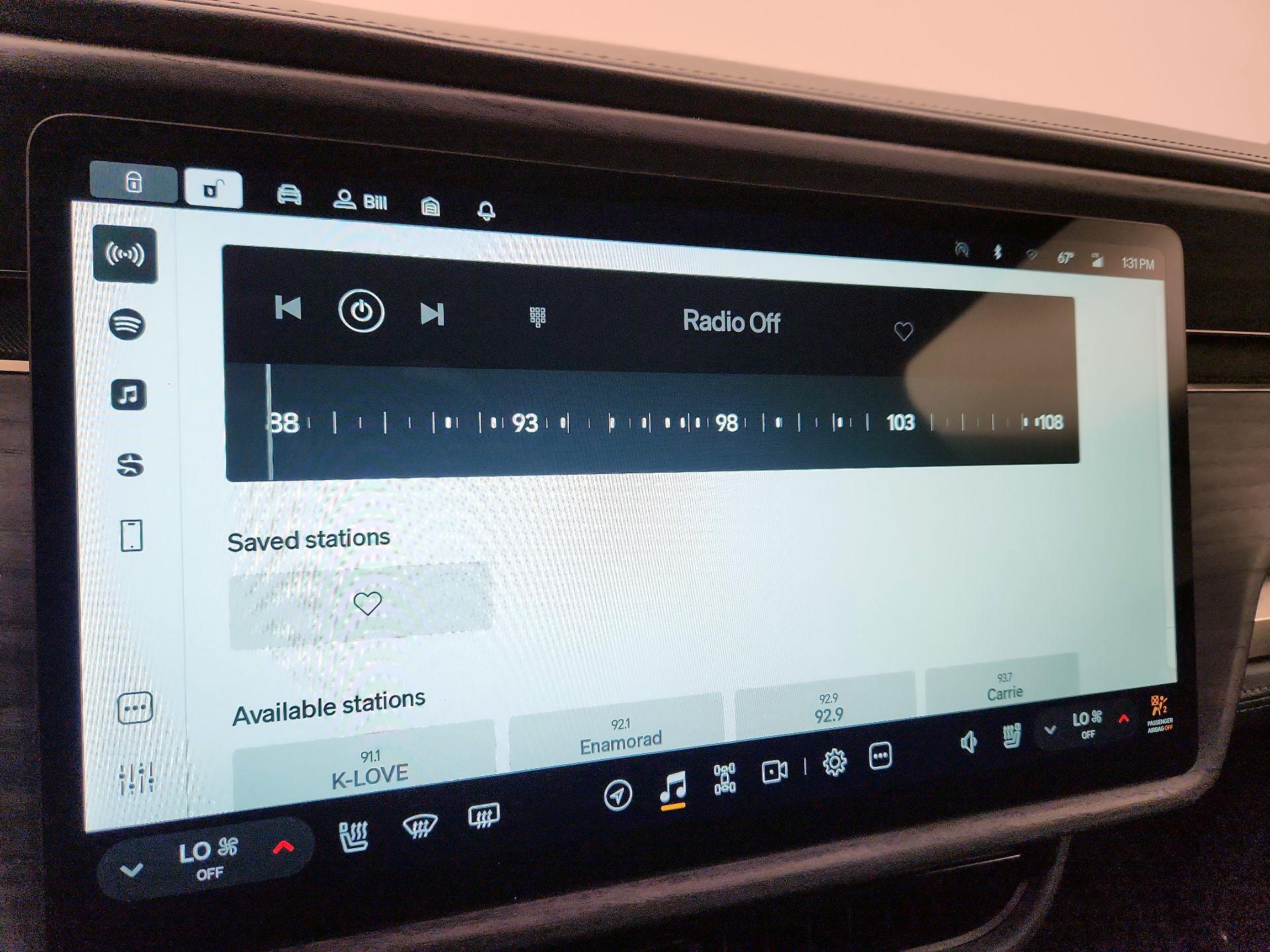 Thumbnail: 2022 Rivian R1T - 15