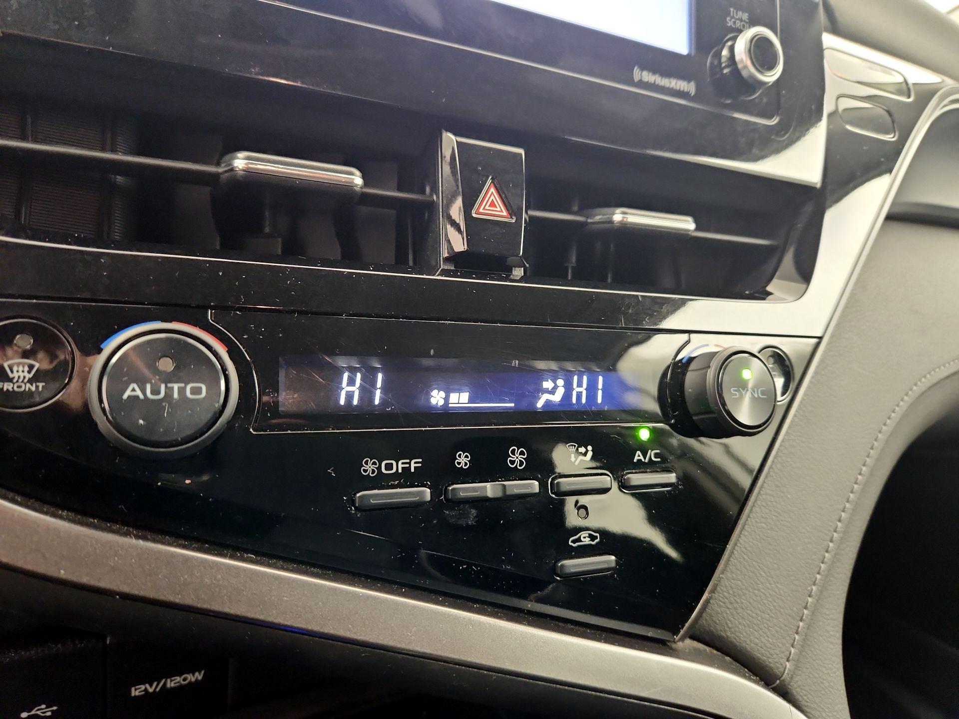 Thumbnail: 2023 Toyota Camry - 16