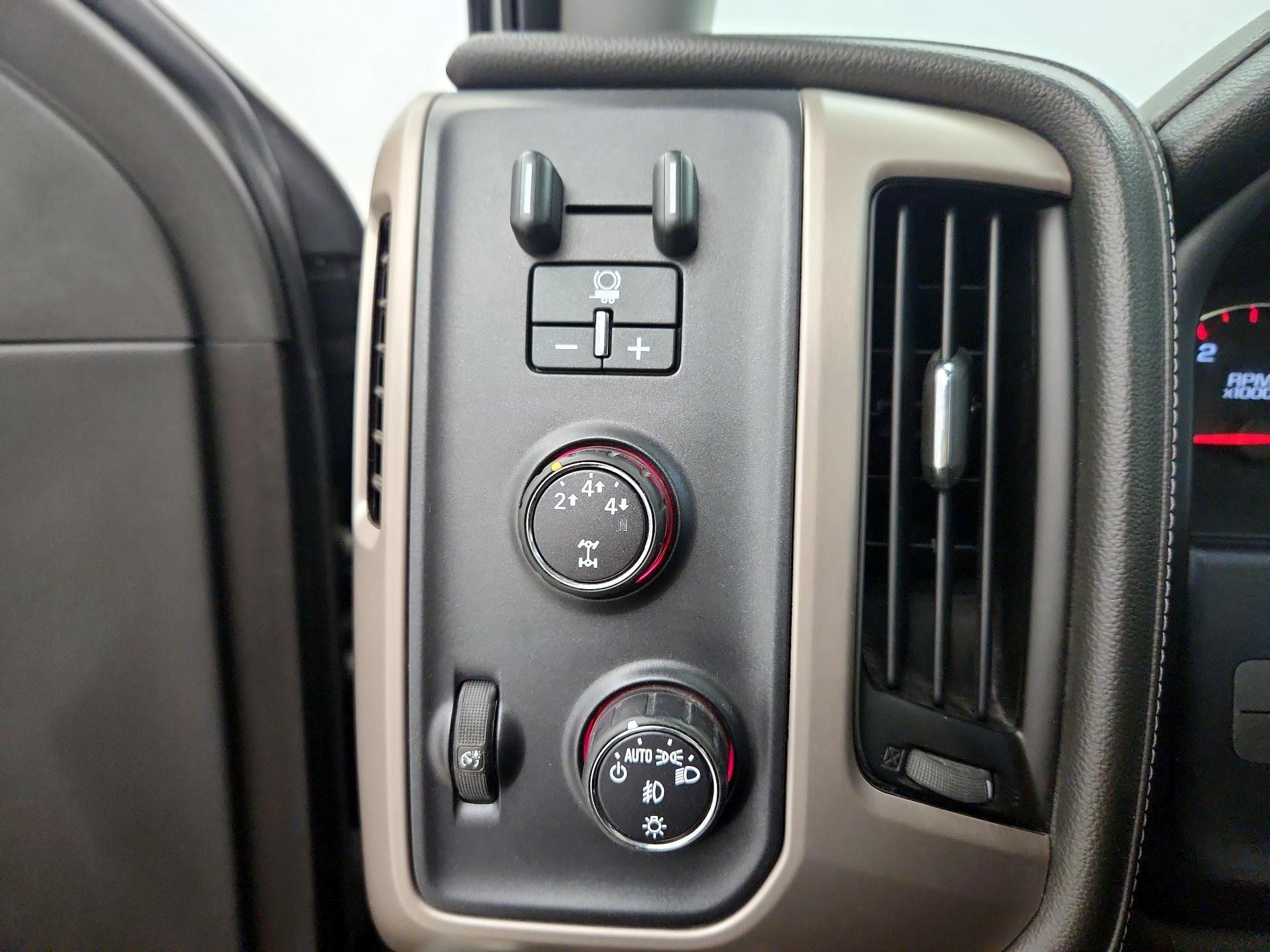 Thumbnail: 2016 GMC Sierra 2500 - 13