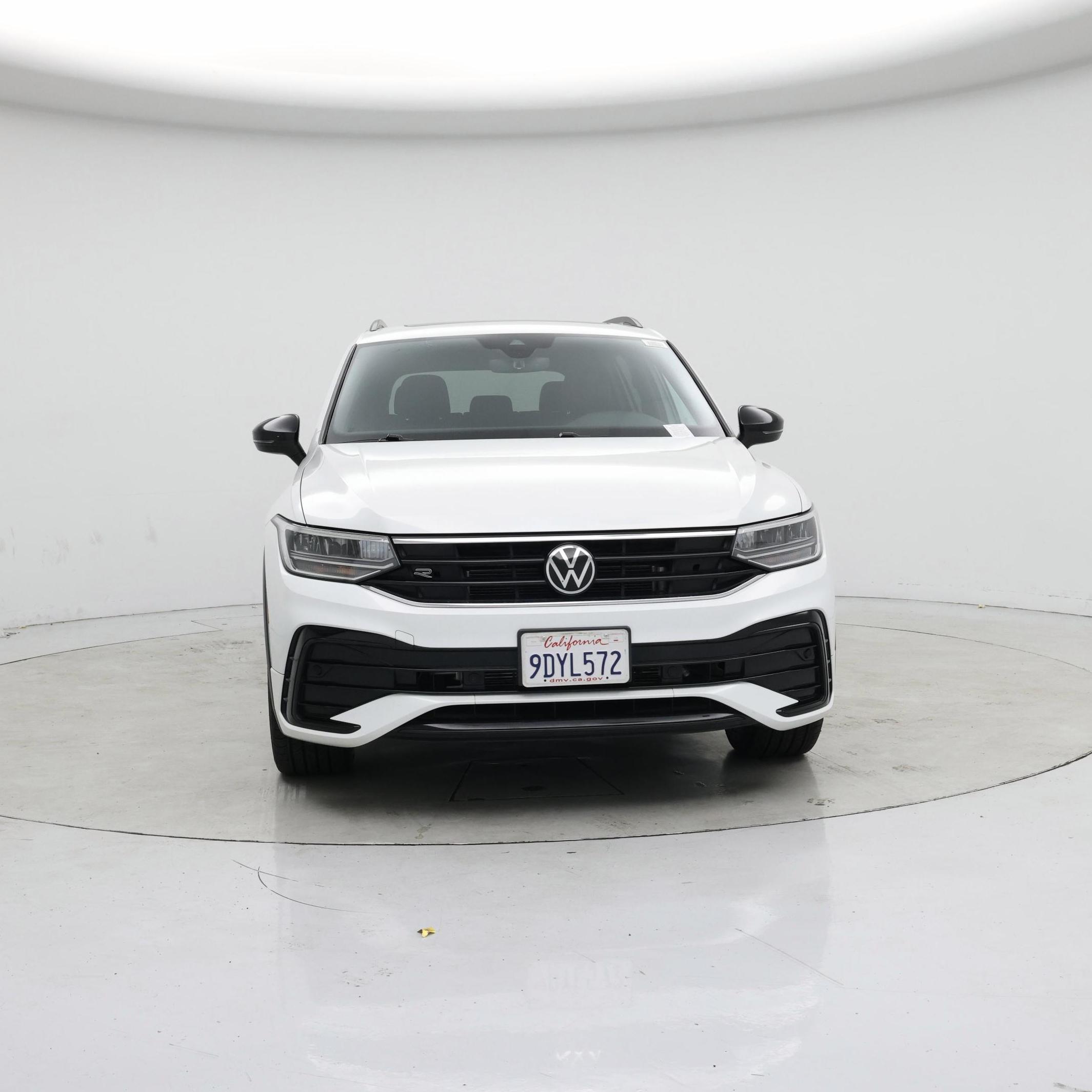 Thumbnail: 2023 Volkswagen Tiguan - 5