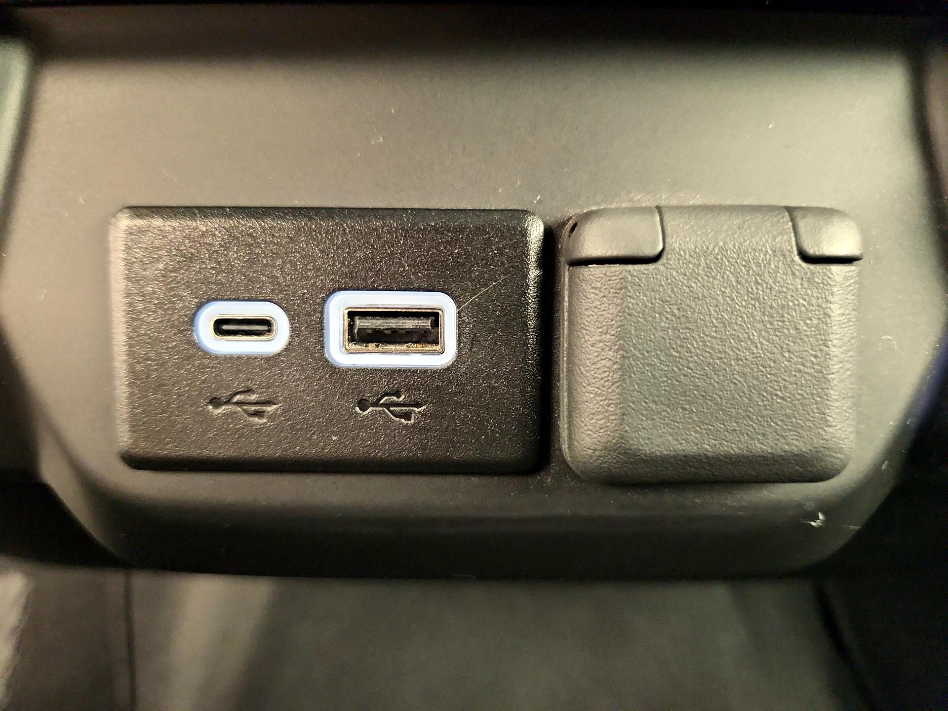 Thumbnail: 2025 Chevrolet Silverado 1500 - 18