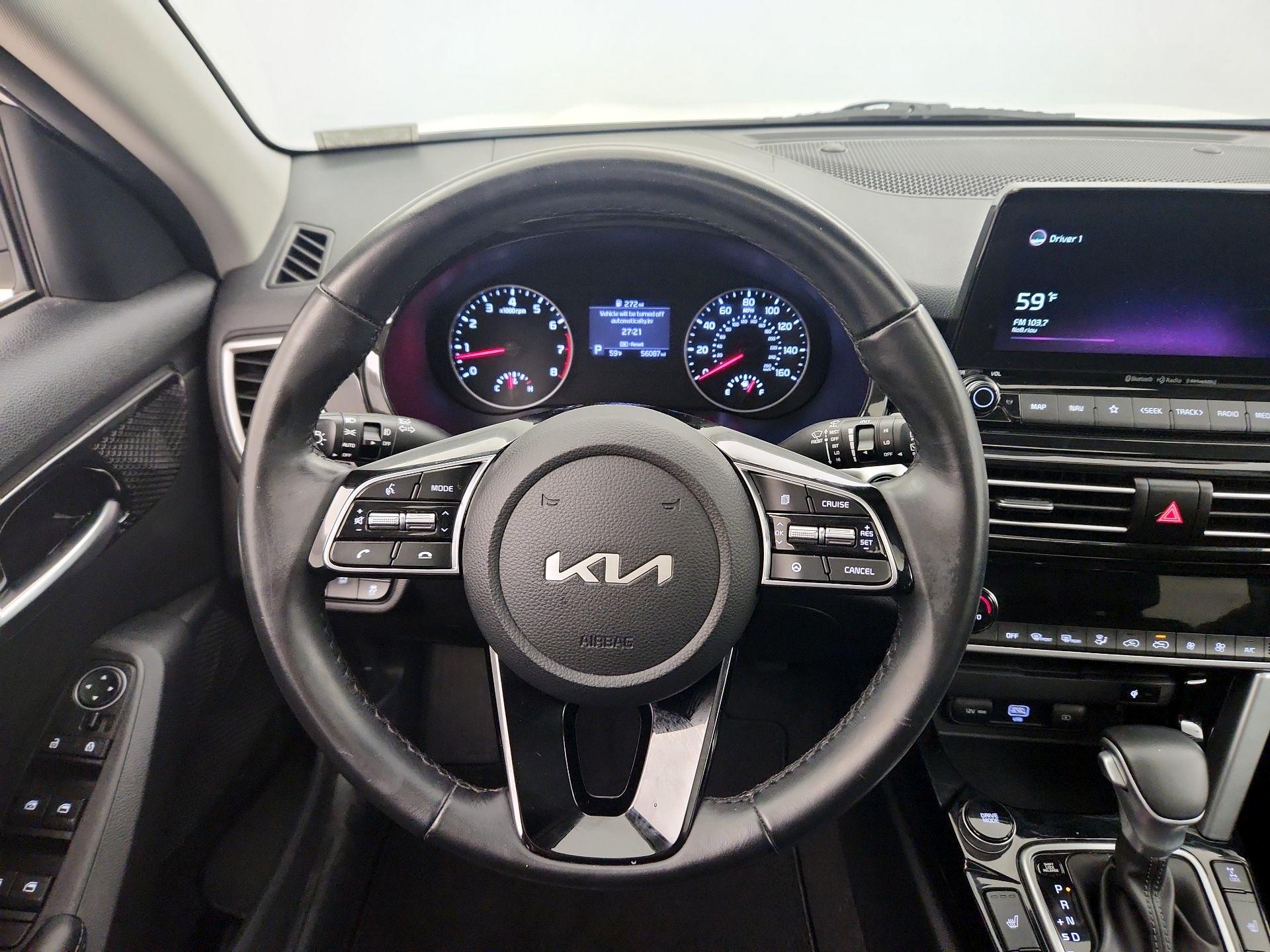 Thumbnail: 2022 Kia Seltos - 10