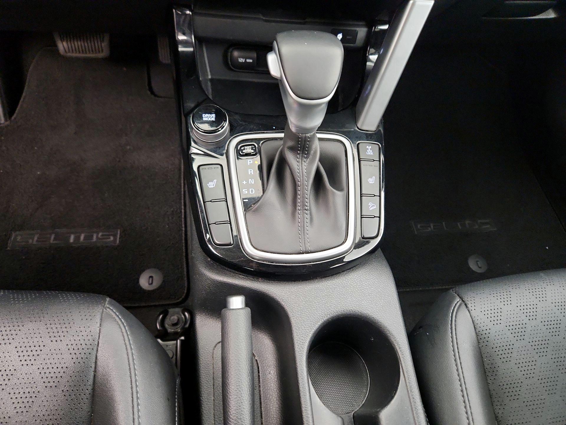 Thumbnail: 2022 Kia Seltos - 18