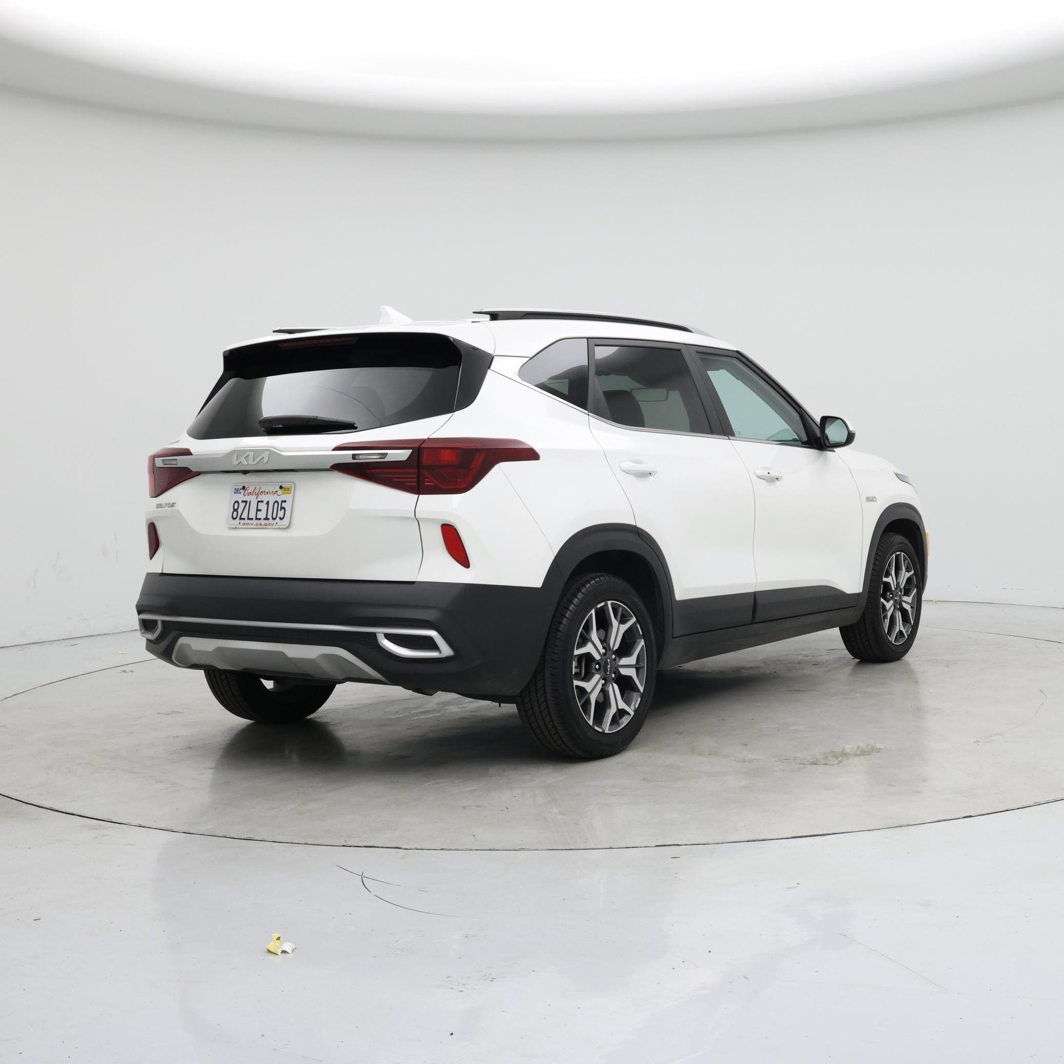 Thumbnail: 2022 Kia Seltos - 8