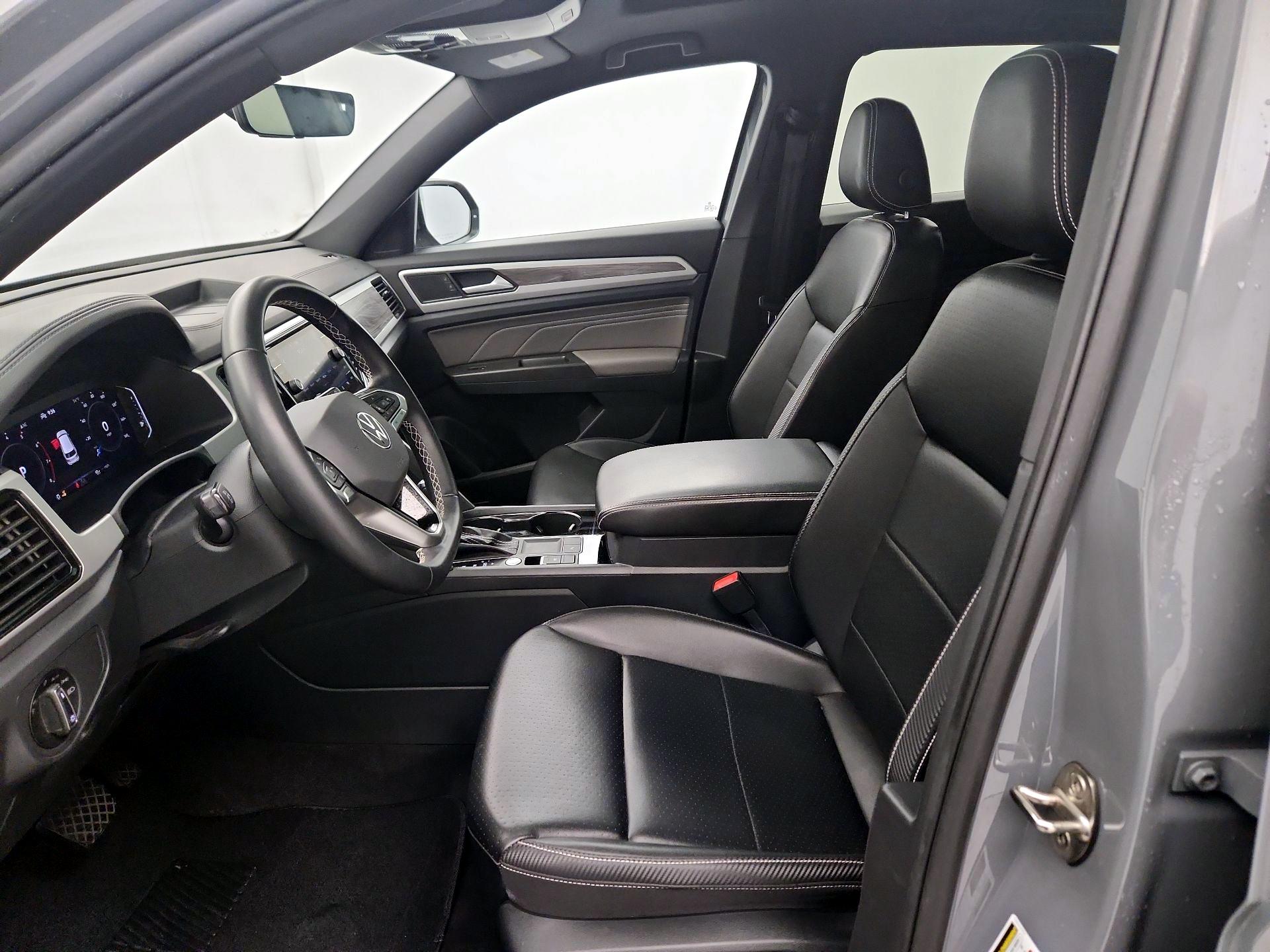 Thumbnail: 2022 Volkswagen Atlas - 11
