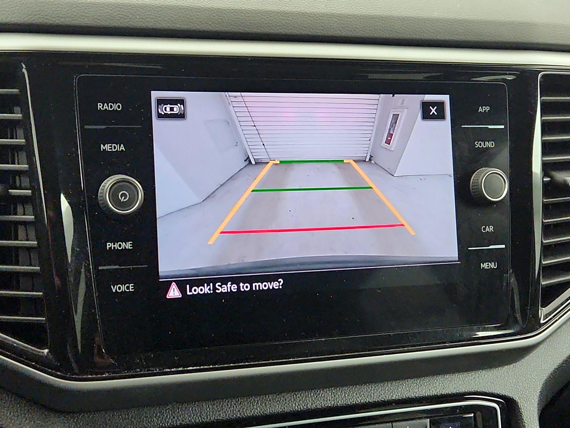 Thumbnail: 2022 Volkswagen Atlas - 14