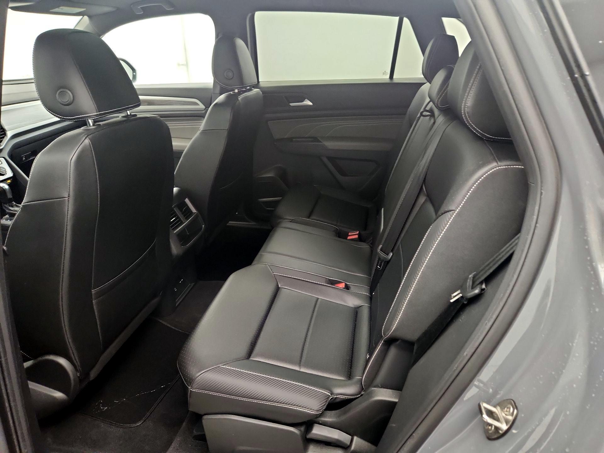 Thumbnail: 2022 Volkswagen Atlas - 20