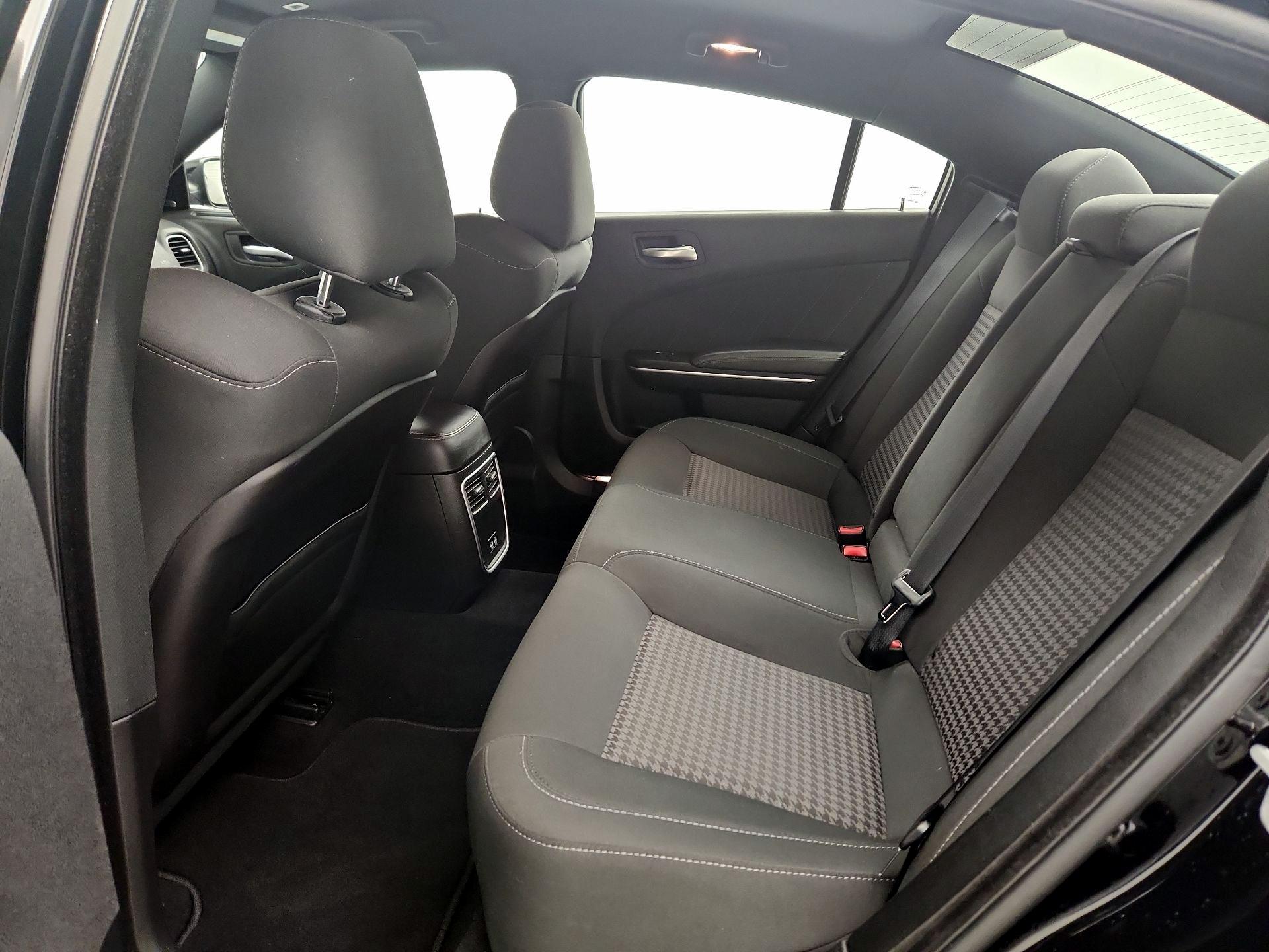 Thumbnail: 2019 Dodge Charger - 18