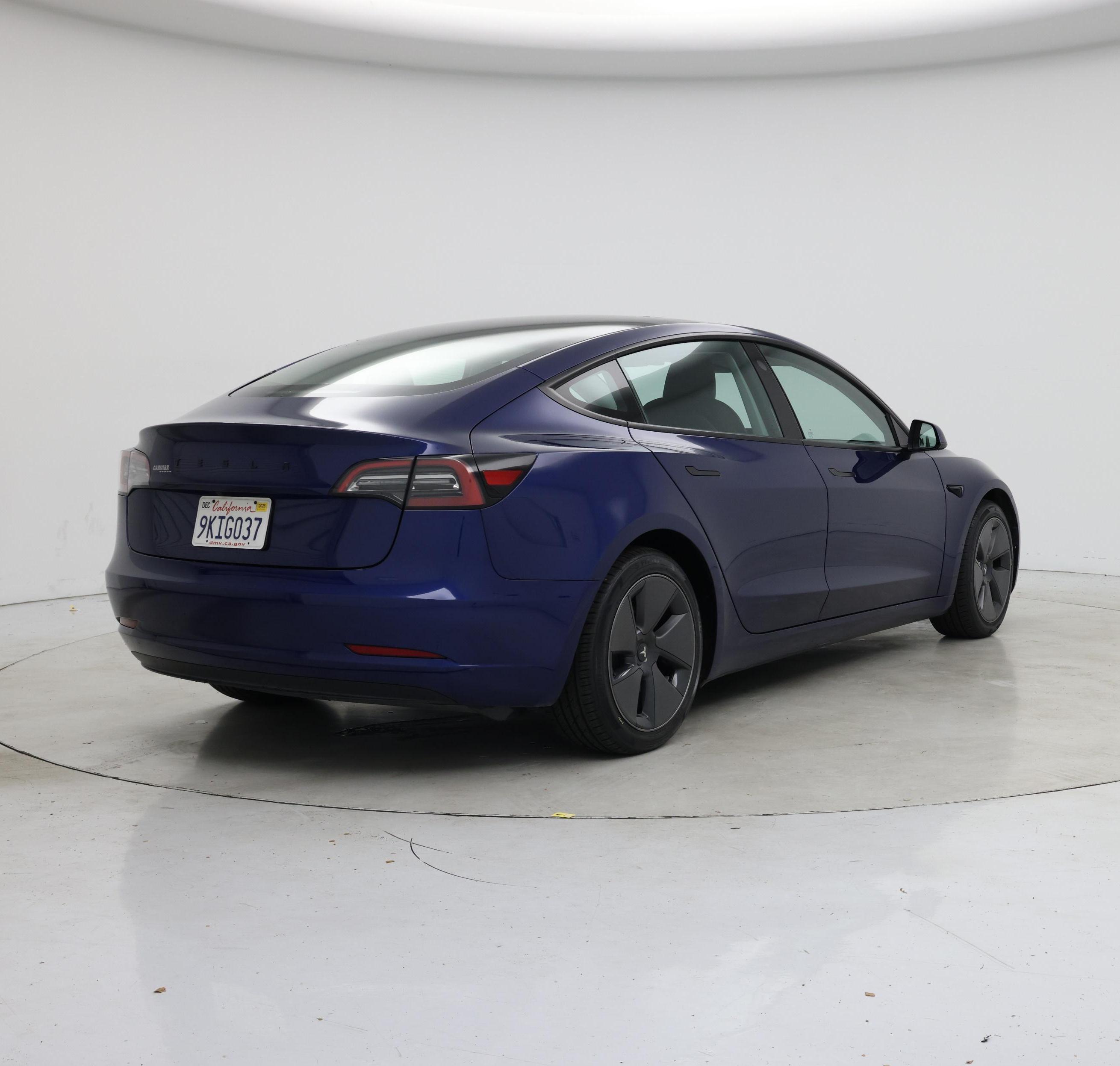 Thumbnail: 2023 Tesla Model 3 - 8