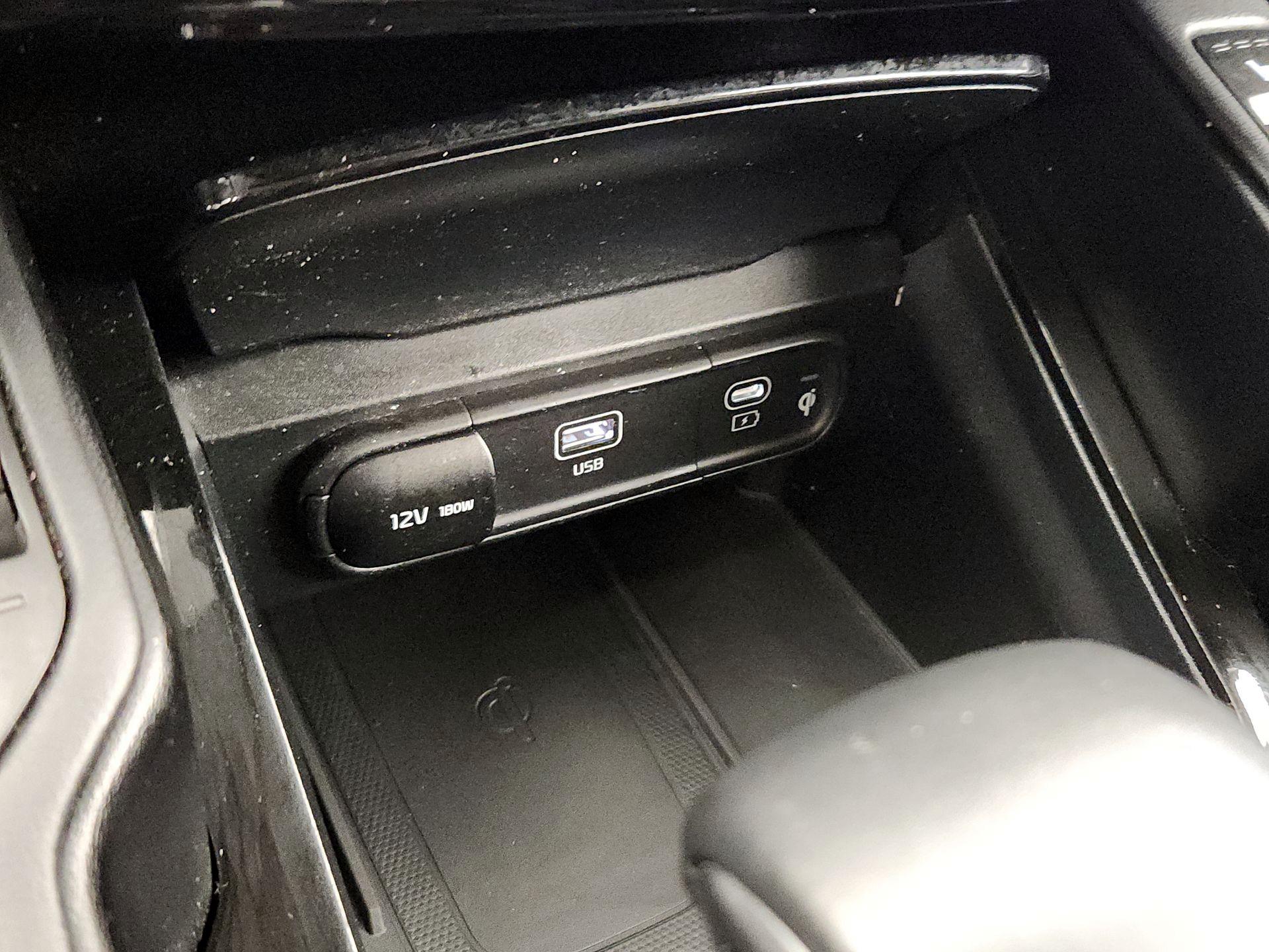 Thumbnail: 2023 Kia Telluride - 19