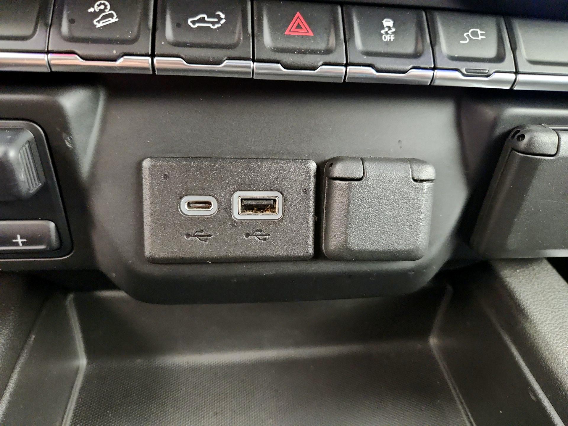 Thumbnail: 2022 GMC Sierra 1500 - 18