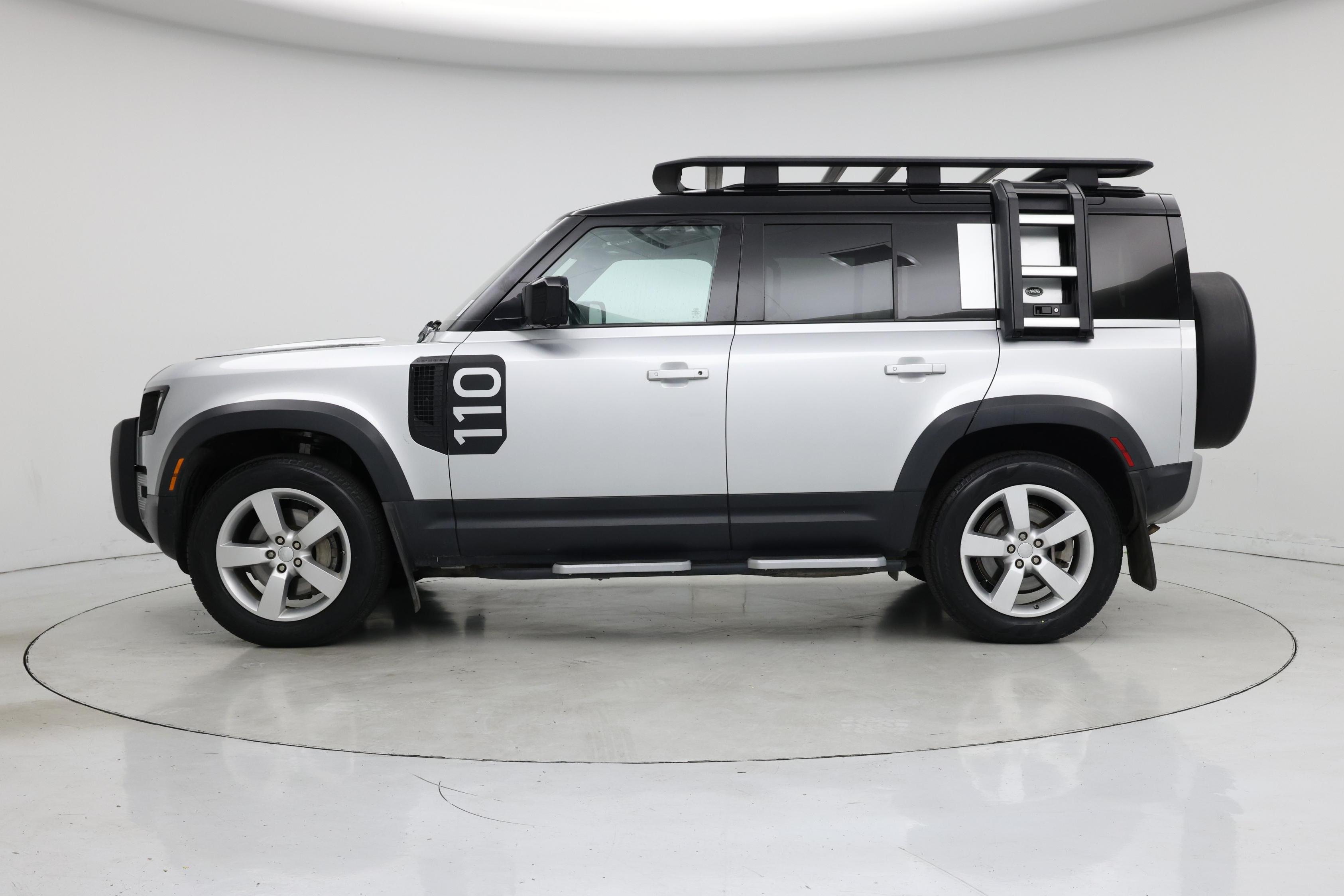 Thumbnail: 2020 Land Rover Defender - 3