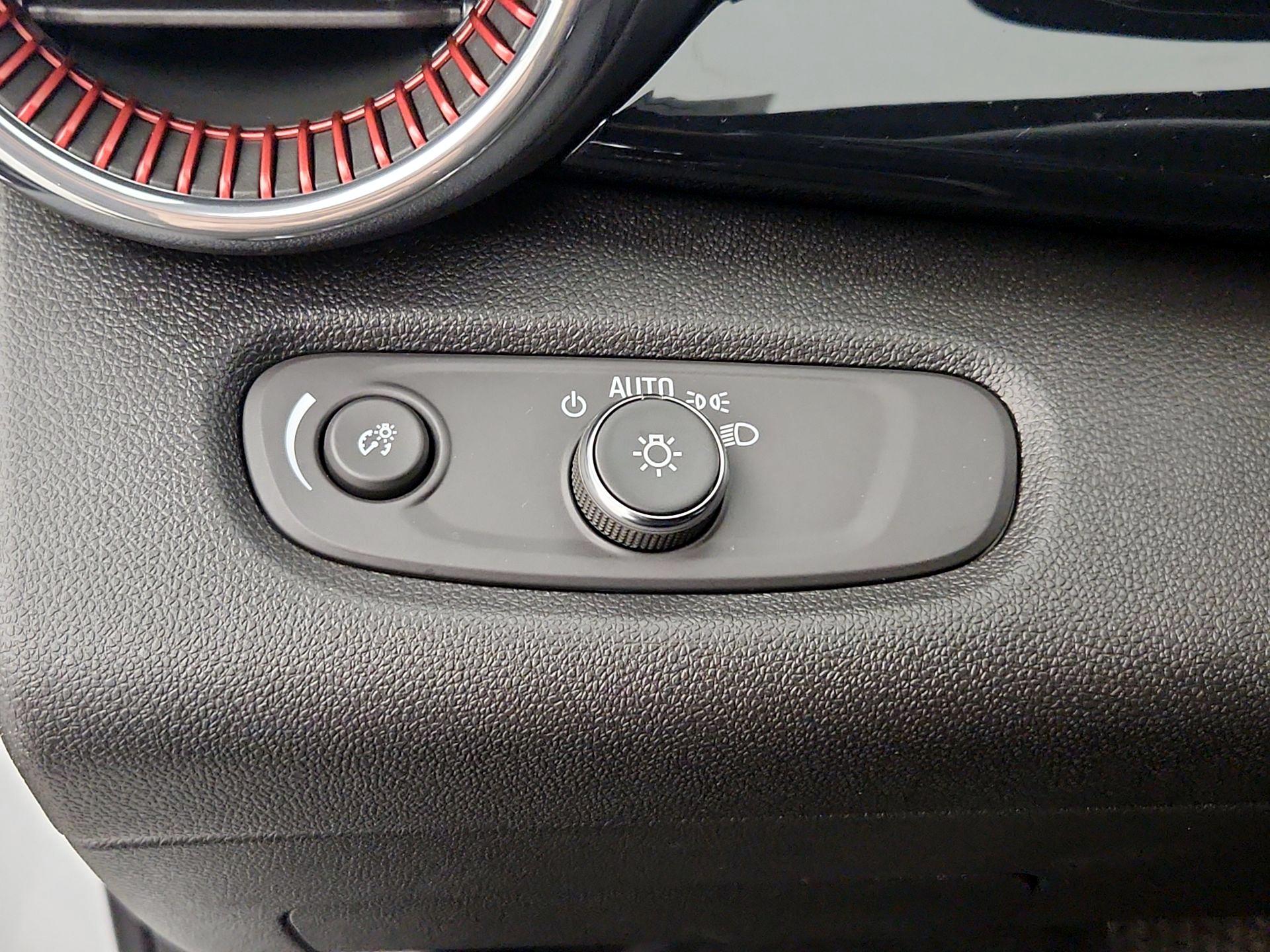 Thumbnail: 2025 Chevrolet Trax - 13