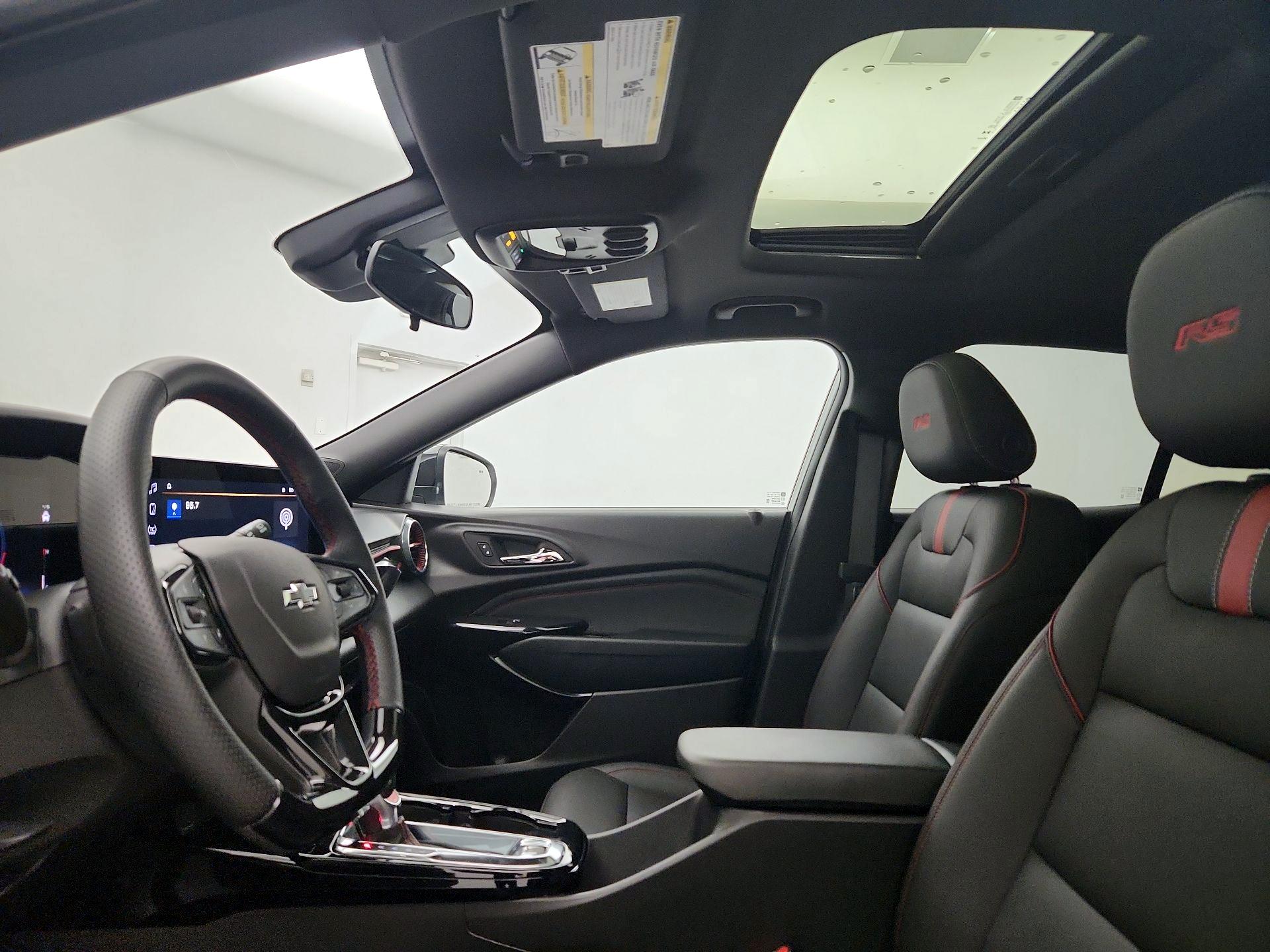 Thumbnail: 2025 Chevrolet Trax - 18