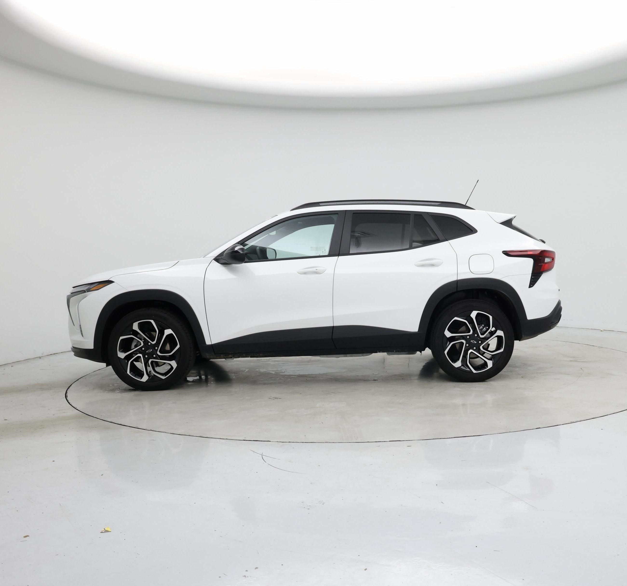 Thumbnail: 2025 Chevrolet Trax - 3