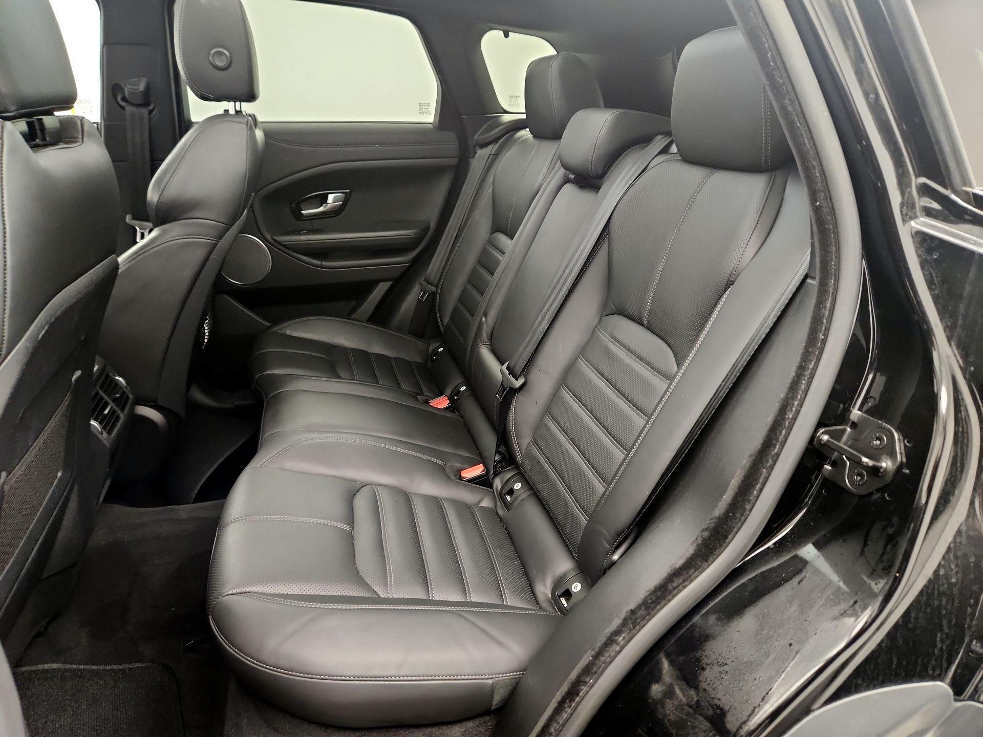 Thumbnail: 2019 Land Rover Range Rover Evoque - 19