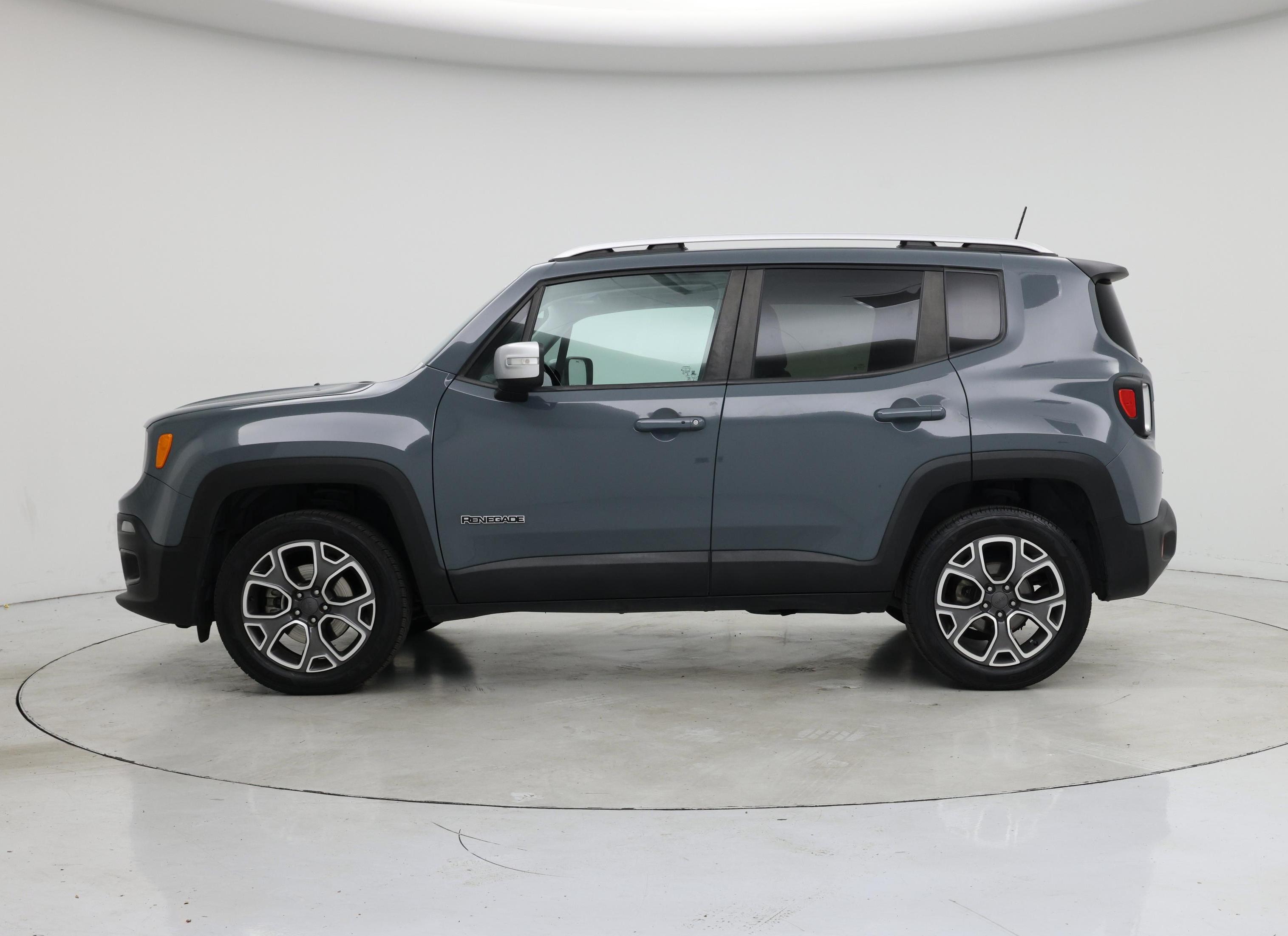 Thumbnail: 2018 Jeep Renegade - 3