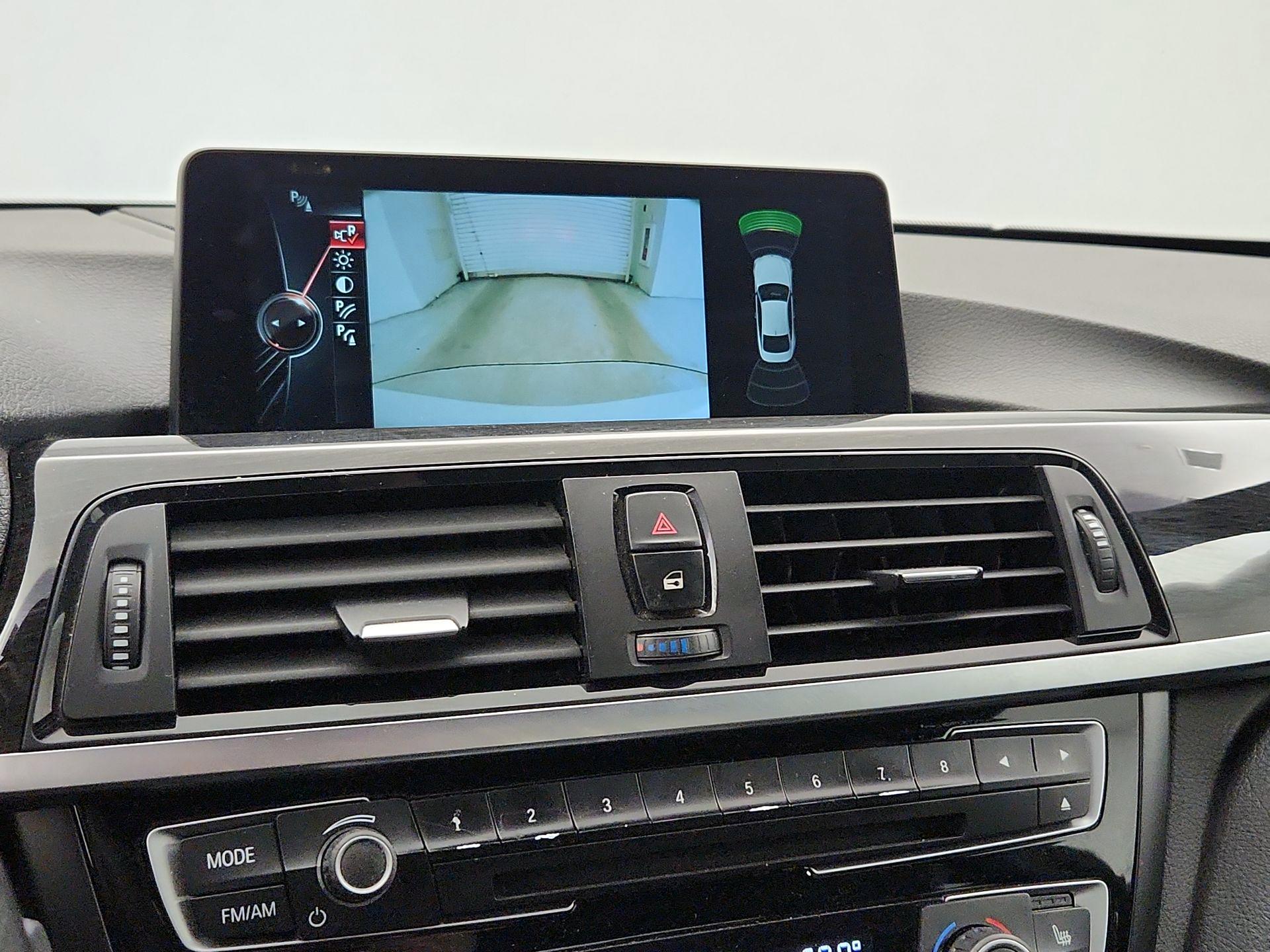 Thumbnail: 2016 BMW 4 Series - 15