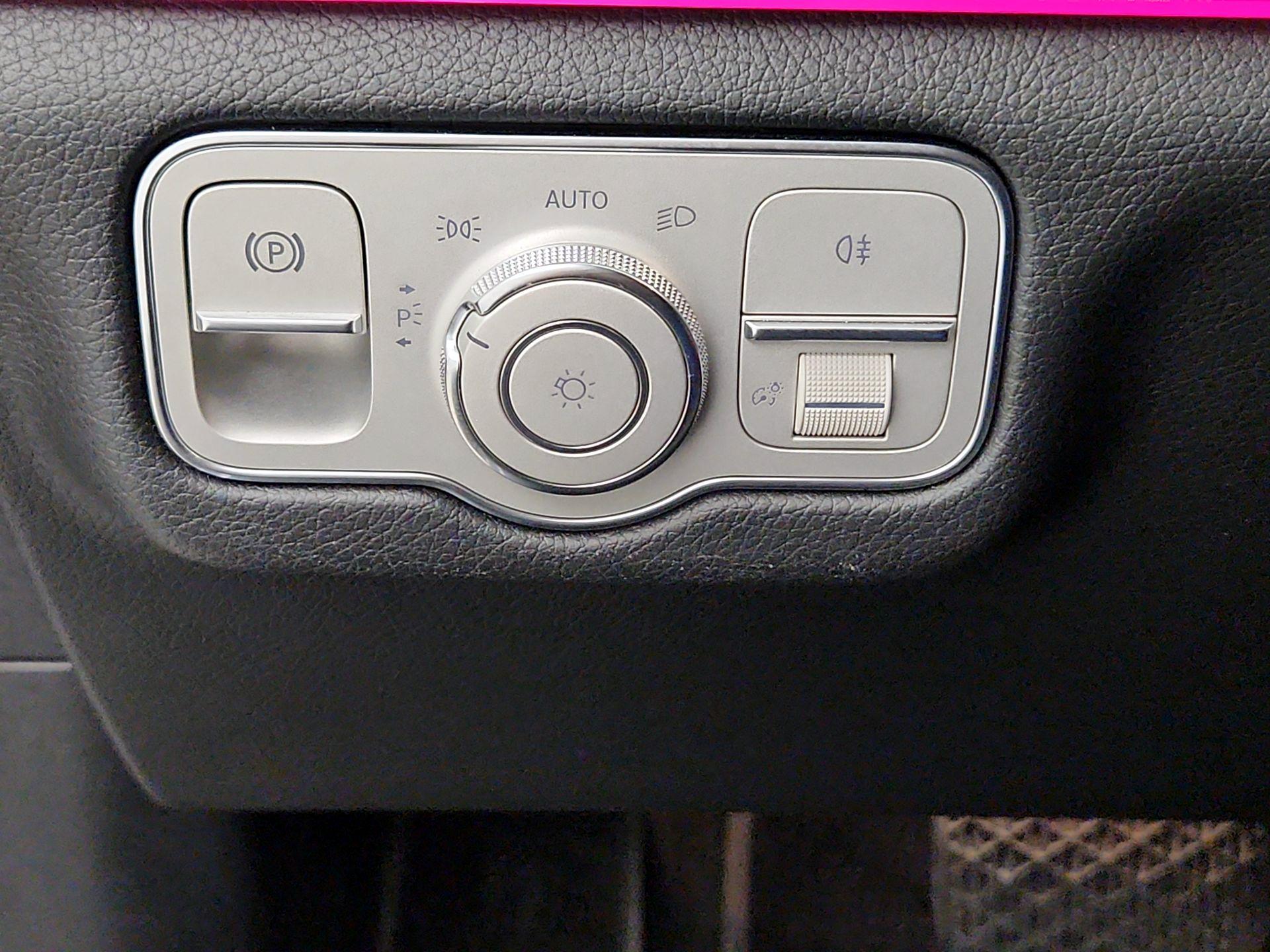 Thumbnail: 2020 Mercedes-Benz GLE - 13