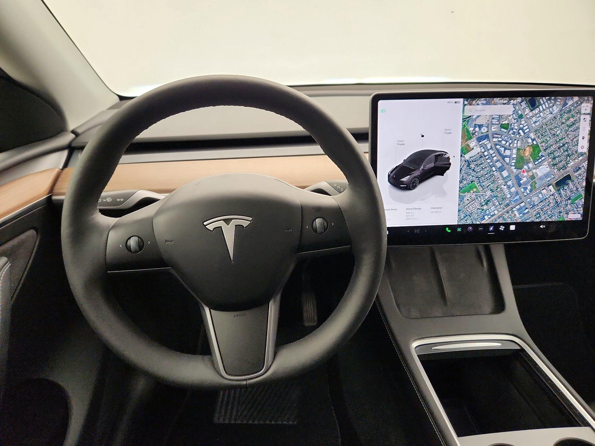 Thumbnail: 2024 Tesla Model Y - 10