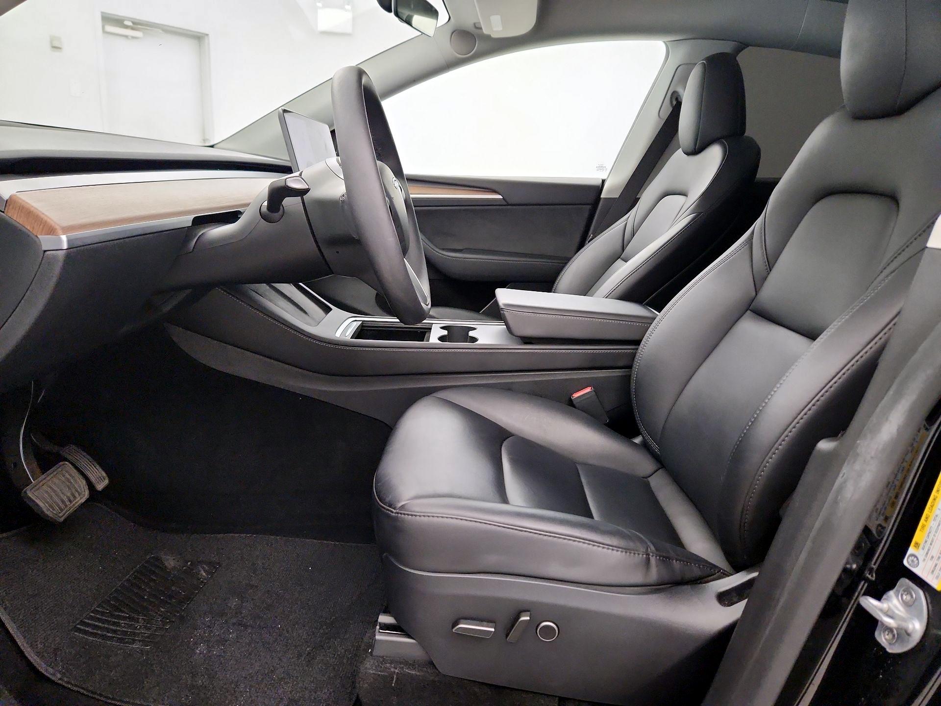 Thumbnail: 2024 Tesla Model Y - 11