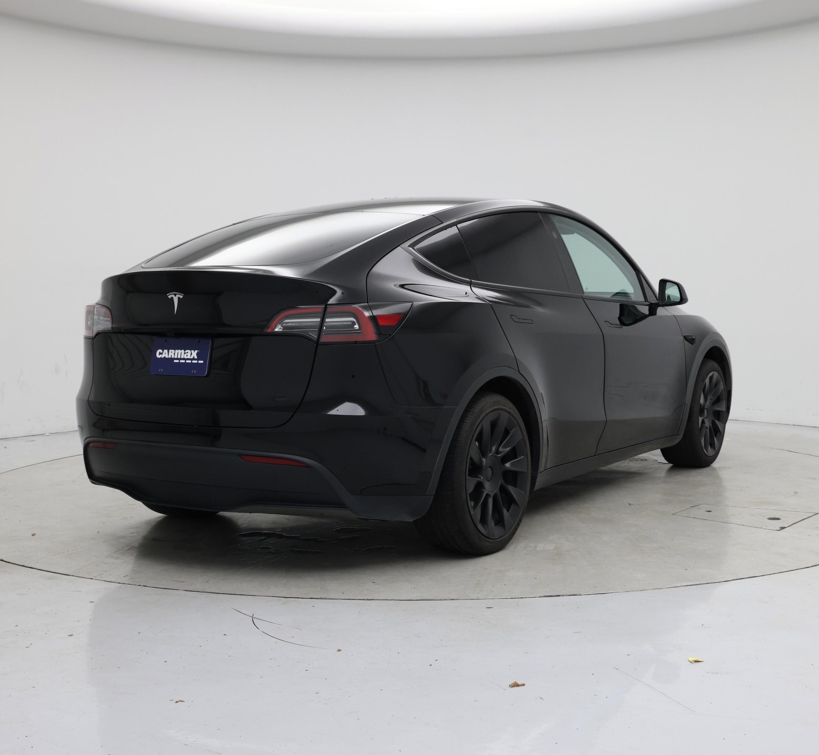 Thumbnail: 2024 Tesla Model Y - 8