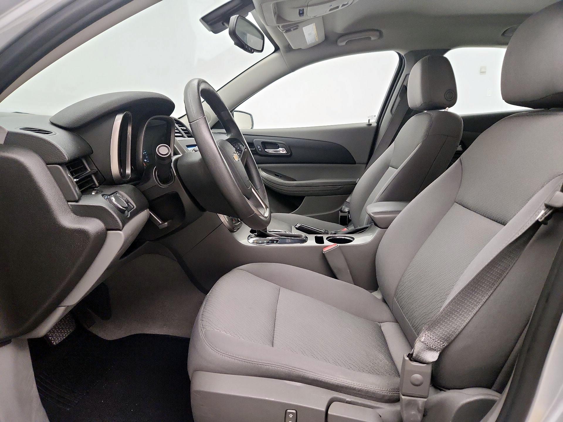 Thumbnail: 2015 Chevrolet Malibu - 11