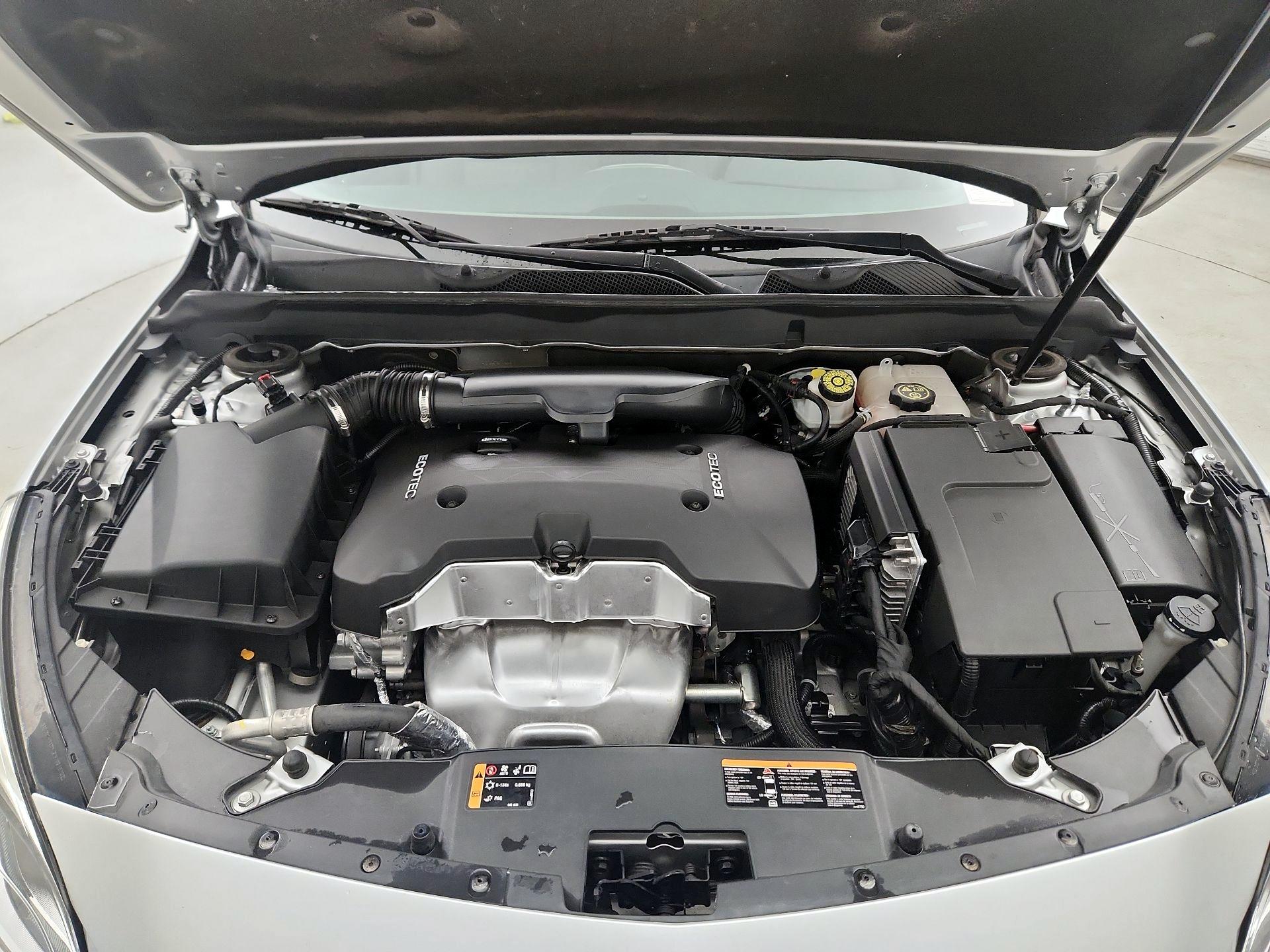 Thumbnail: 2015 Chevrolet Malibu - 19