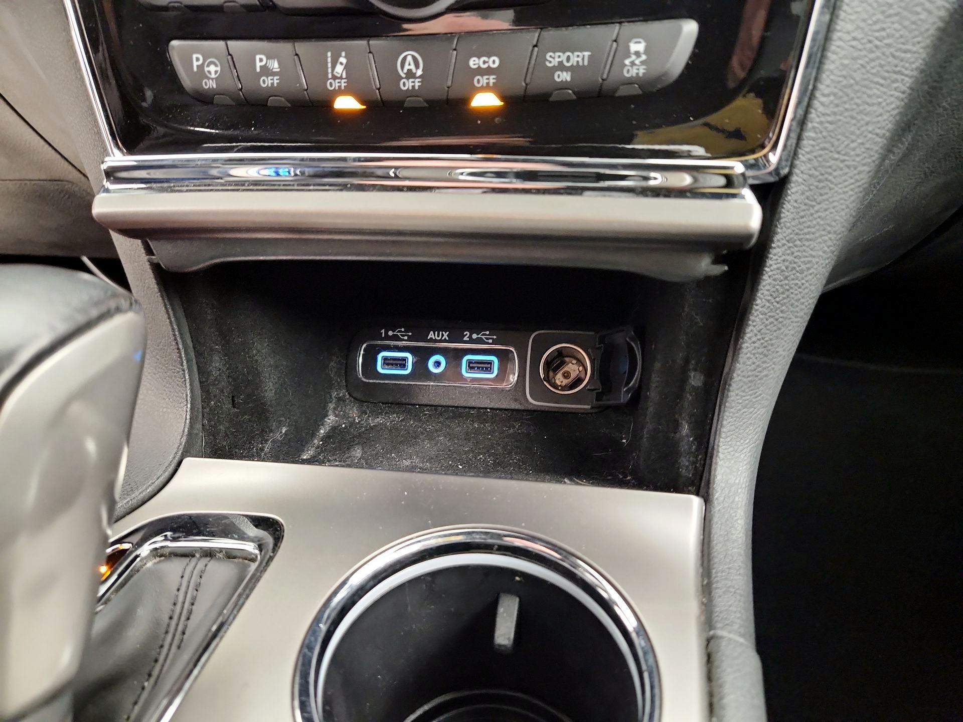 Thumbnail: 2021 Jeep Grand Cherokee - 19