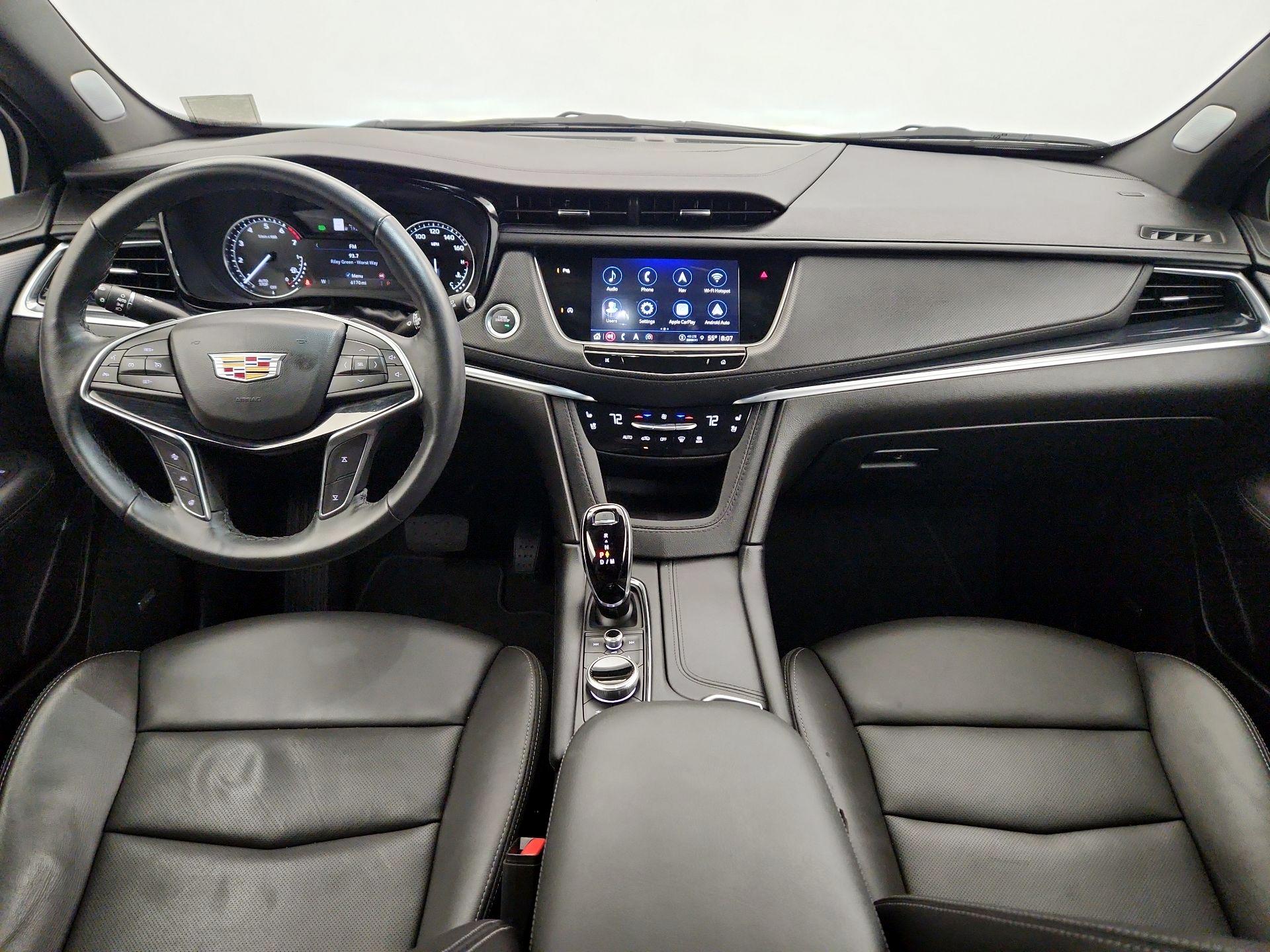 Thumbnail: 2024 Cadillac XT5 - 9
