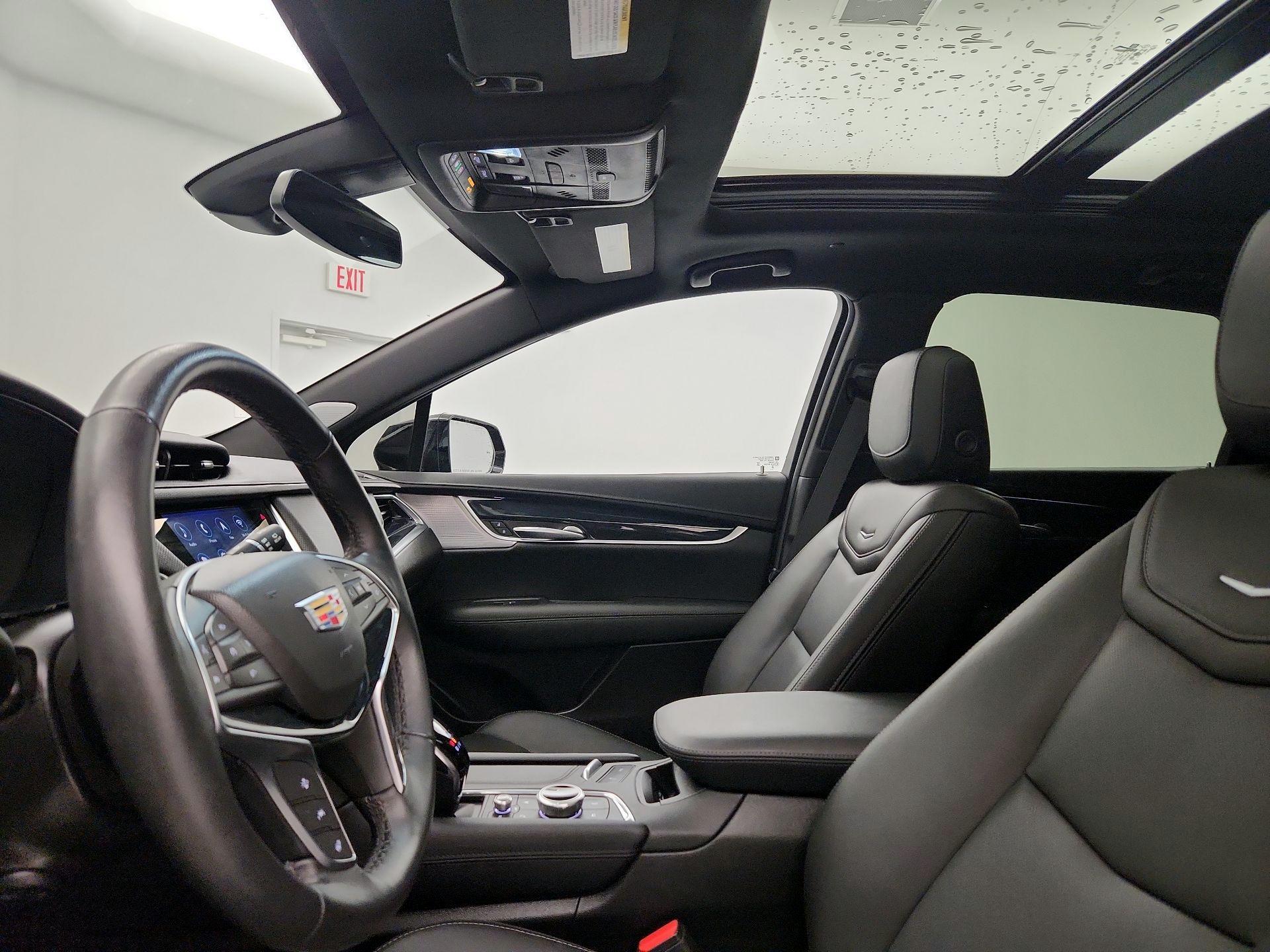 Thumbnail: 2024 Cadillac XT5 - 18