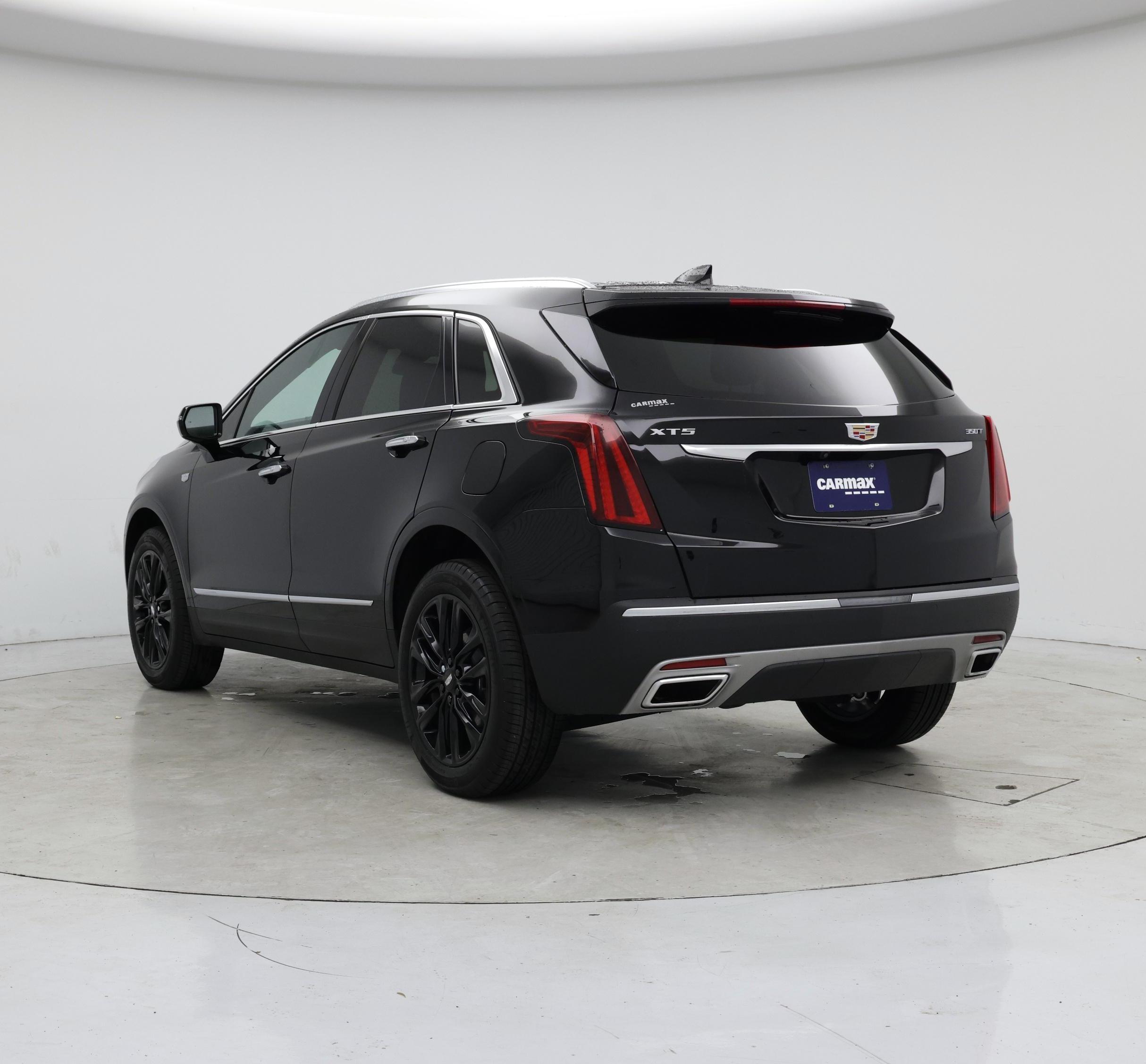 Thumbnail: 2024 Cadillac XT5 - 2